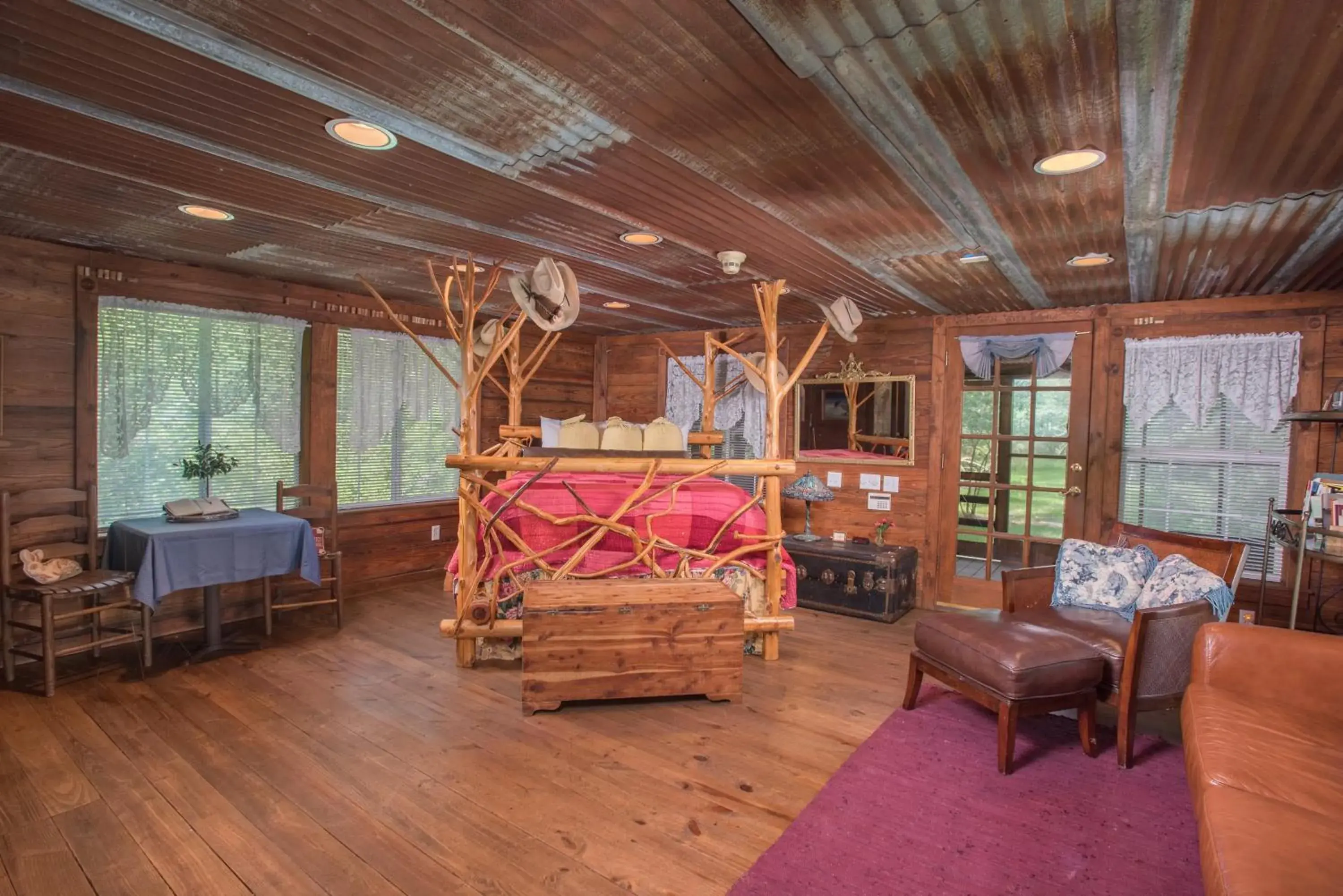 7F Lodge and Events 7F Lodge and Events