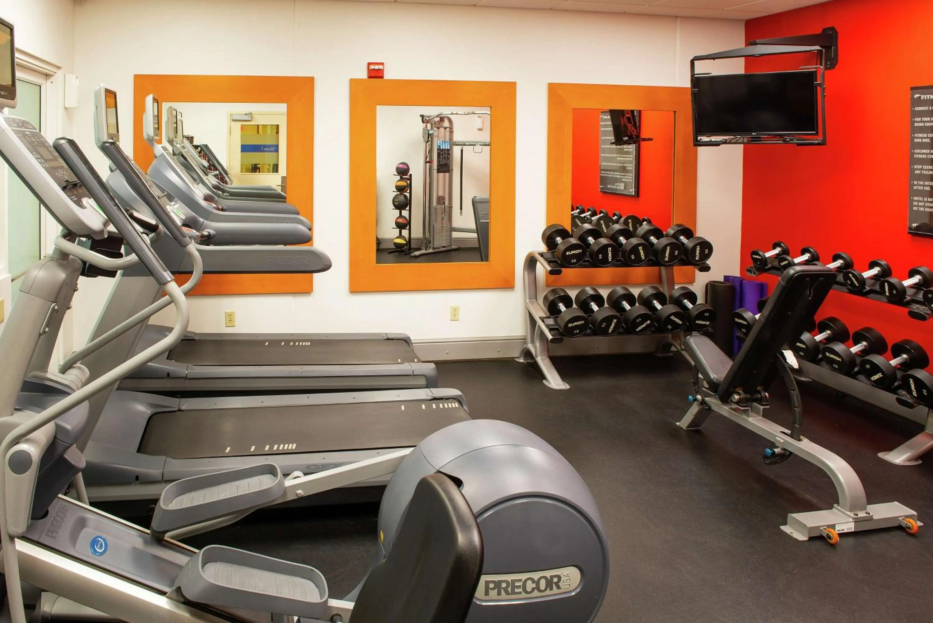 Fitness centre/facilities in Hilton Garden Inn Rochester Downtown