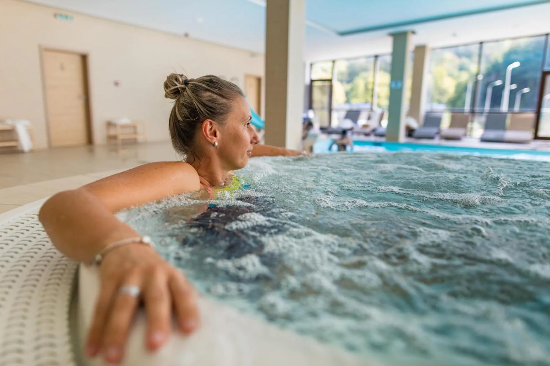 Swimming pool in SALAMANDRA Hotel