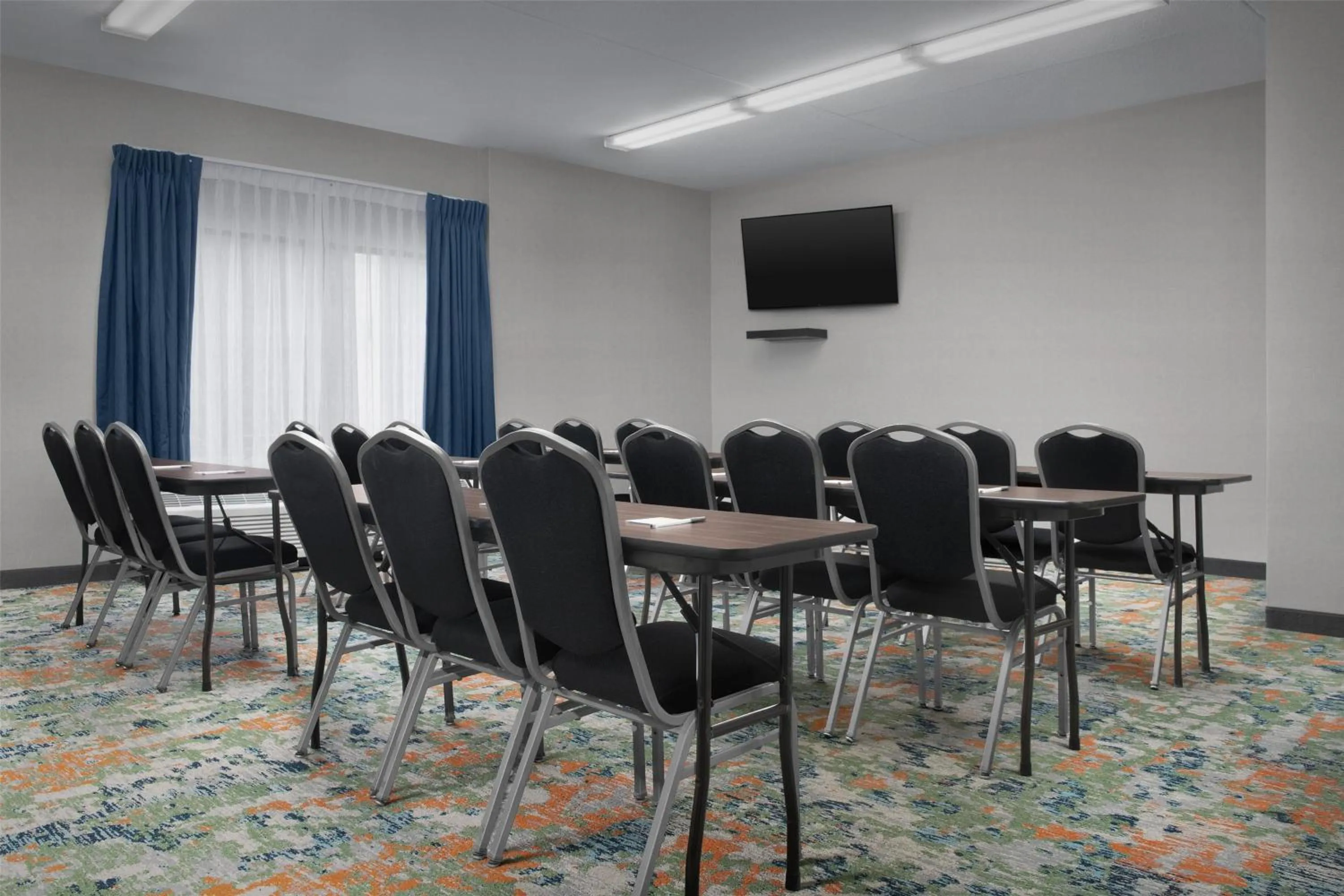 Meeting/conference room in Hampton Inn Pittsburgh Greentree
