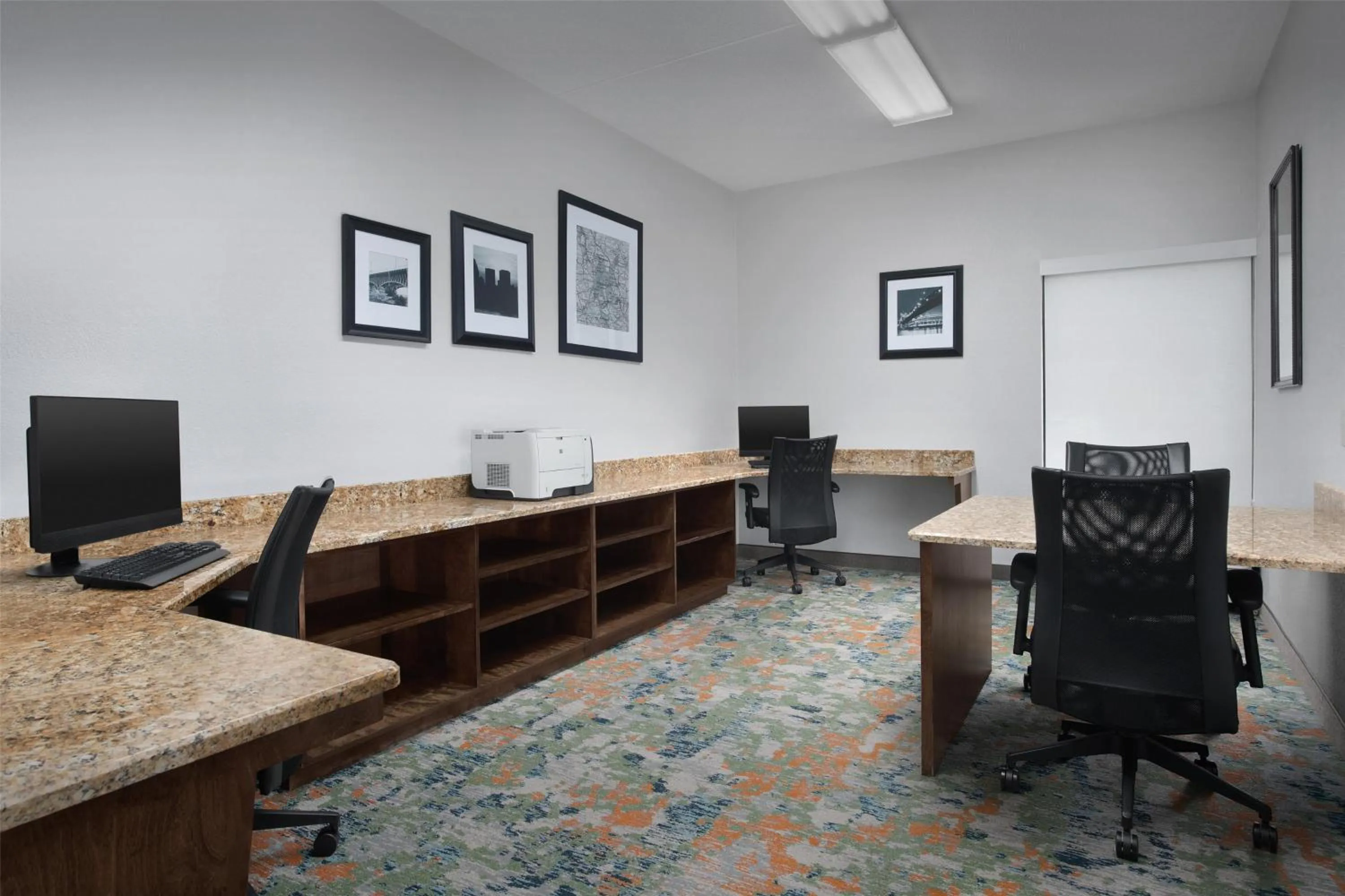 Business facilities in Hampton Inn Pittsburgh Greentree