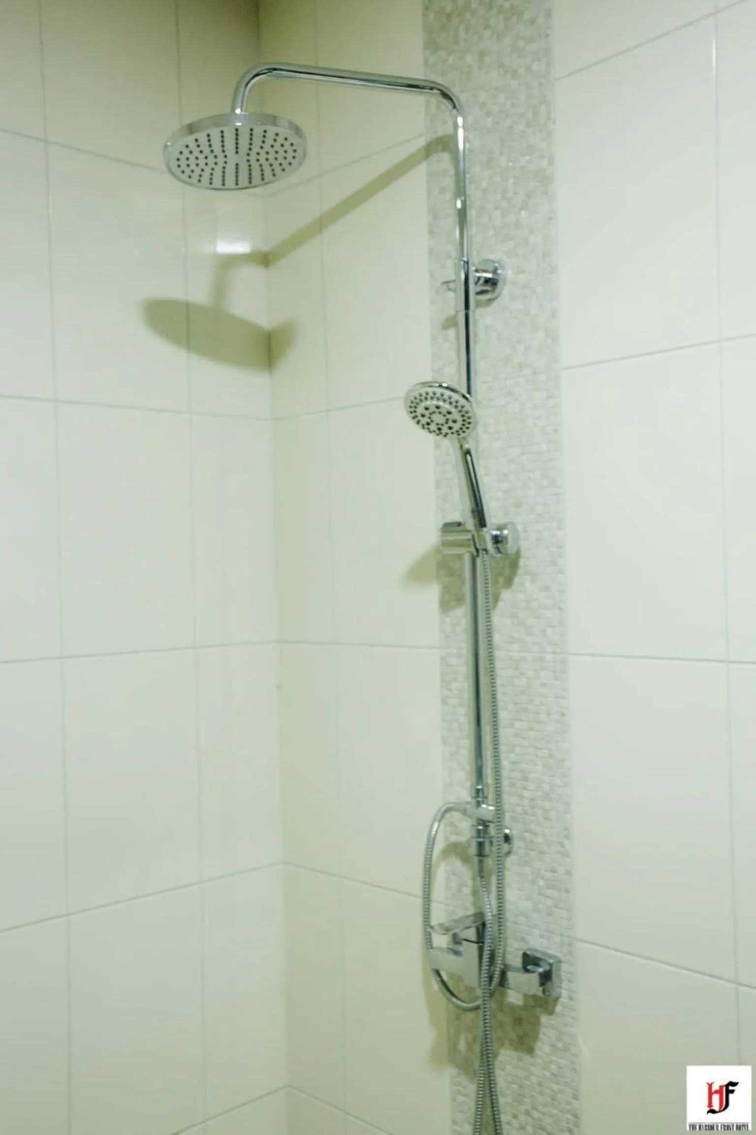 Shower in The Harbour Front Hotel