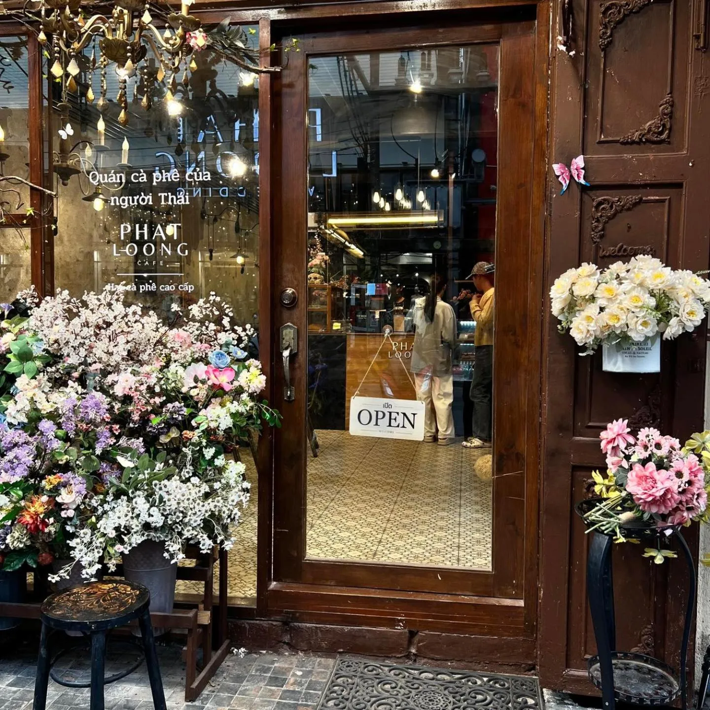 Neighbourhood in The Harbour Front Hotel