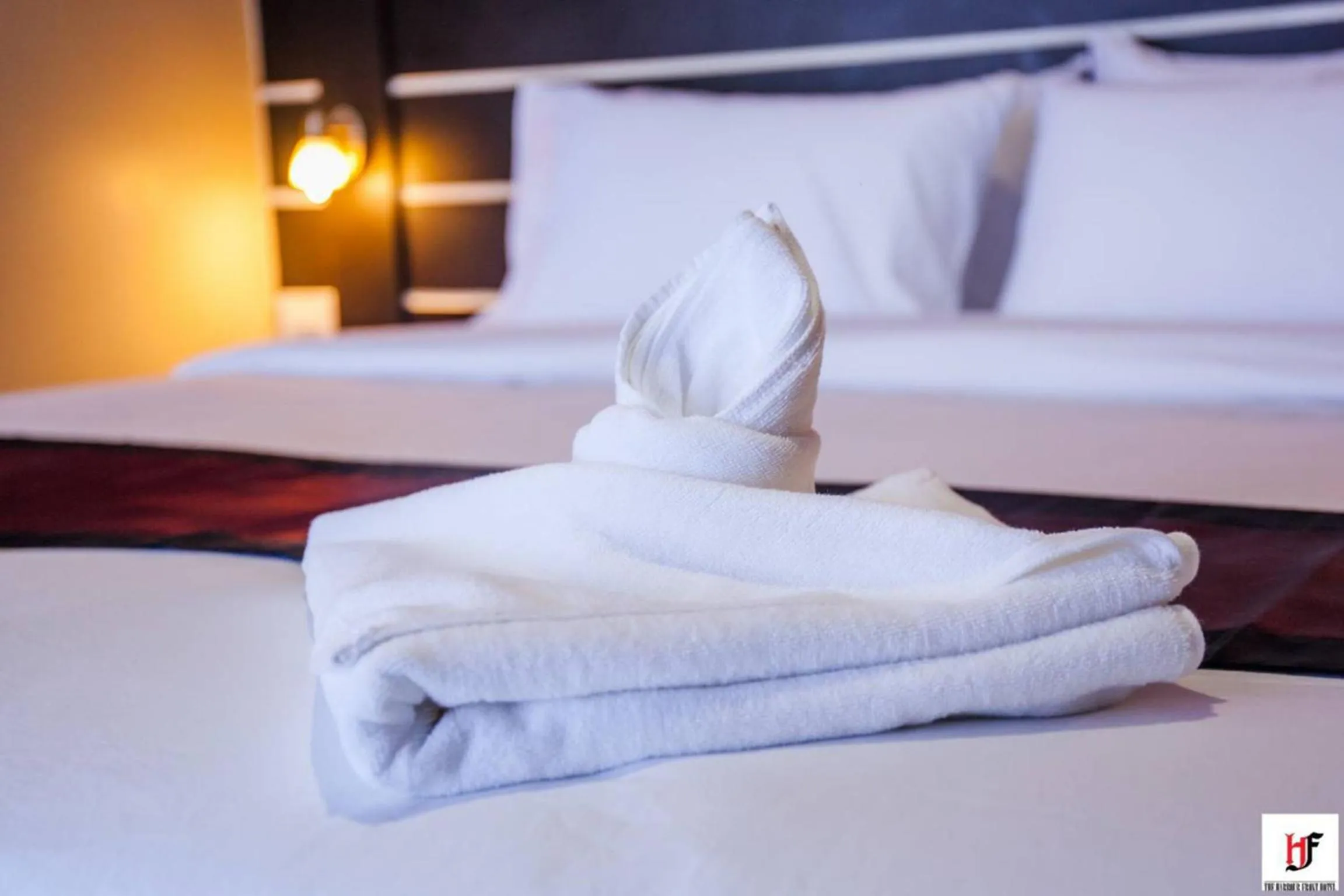 Bed in The Harbour Front Hotel