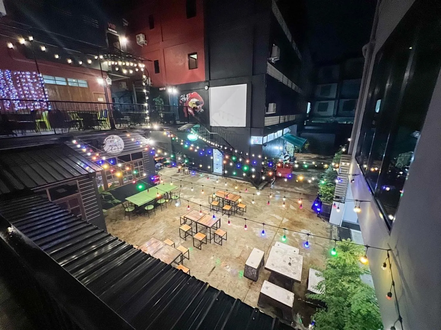 Nearby landmark in The Harbour Front Hotel