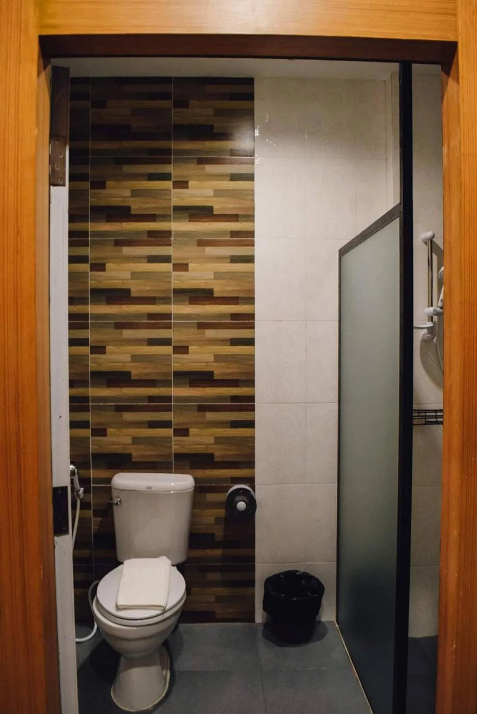 Toilet in HillSide Boutique