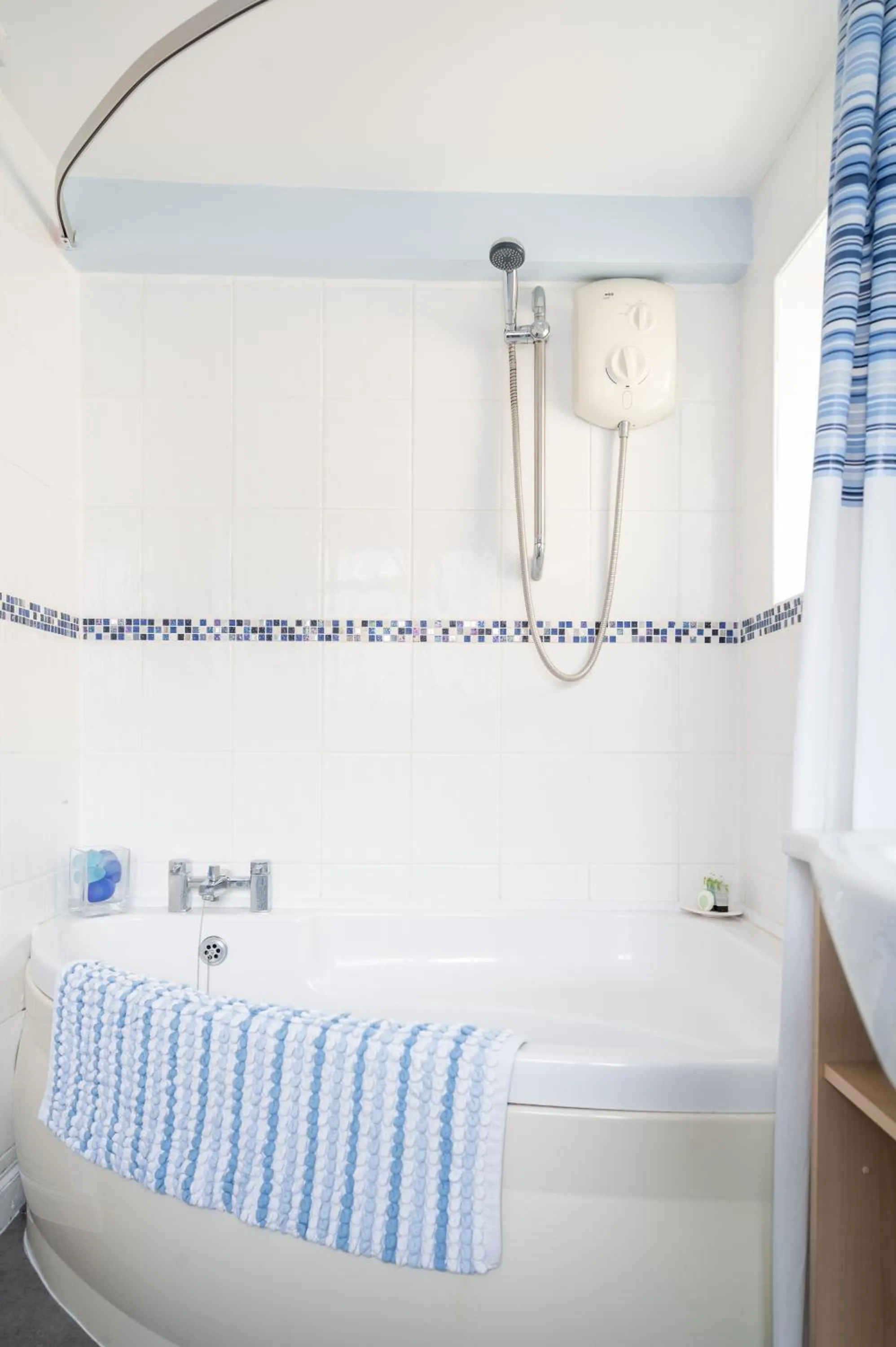 Belmont House Beer - Adults Only - Free Parking