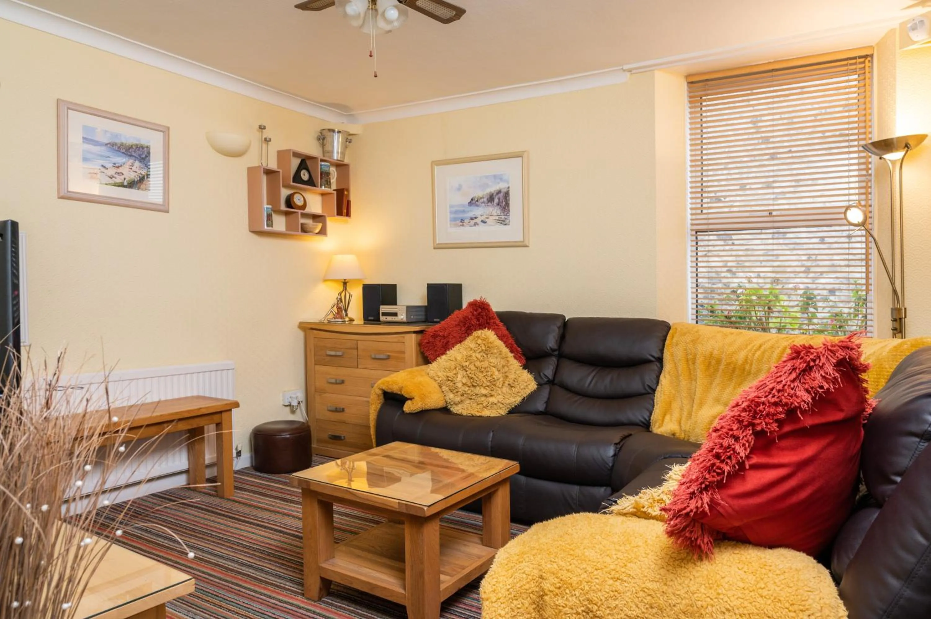 Belmont House Beer - Adults Only - Free Parking