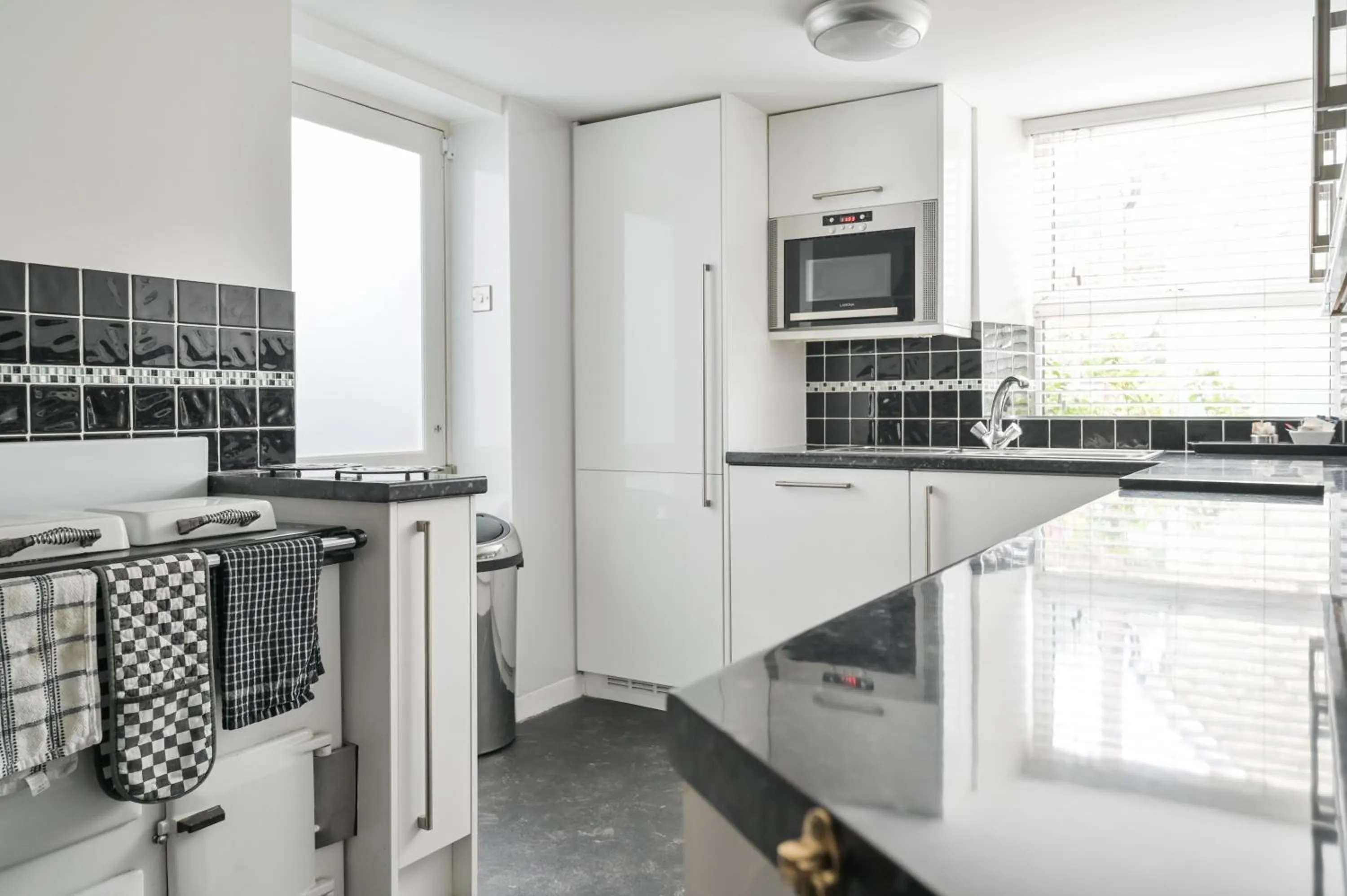 Belmont House Beer - Adults Only - Free Parking