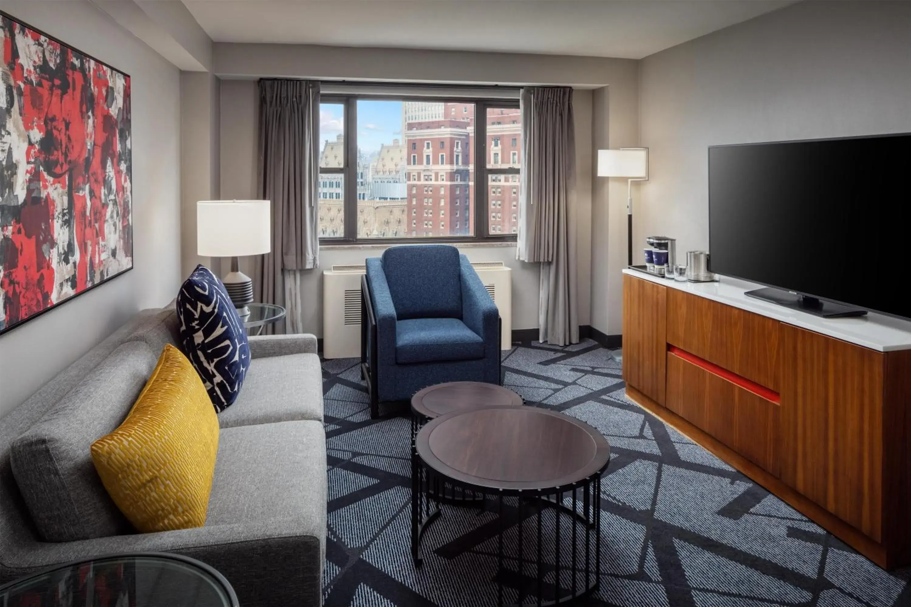 Two-Room Corner King Suite with Skyline City View in DoubleTree by Hilton Hotel & Suites Pittsburgh Downtown Two-Room Corner King Suite with Skyline City View in DoubleTree by Hilton Hotel & Suites Pittsburgh Downtown