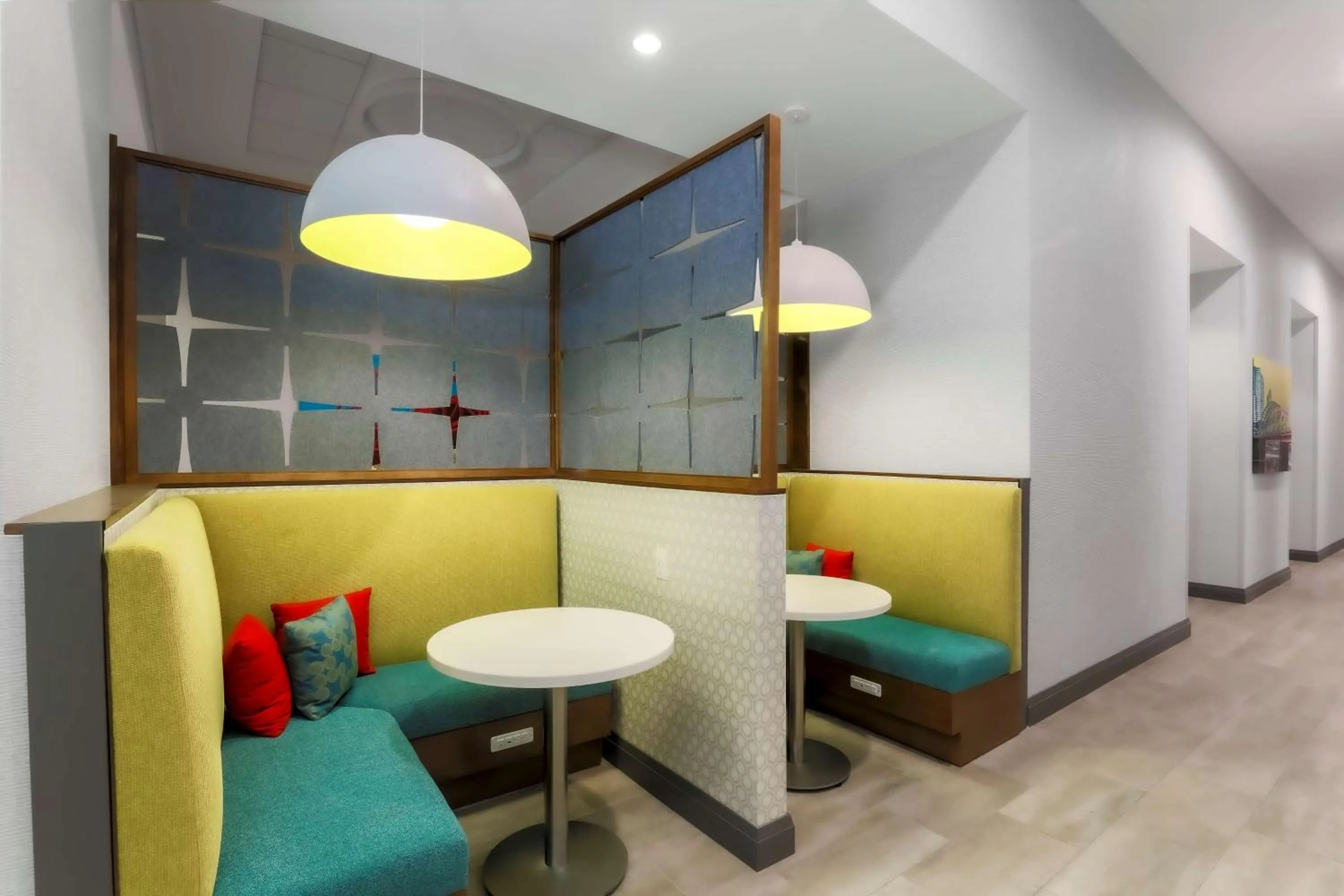 Lobby or reception in Hampton Inn & Suites Pittsburgh Downtown