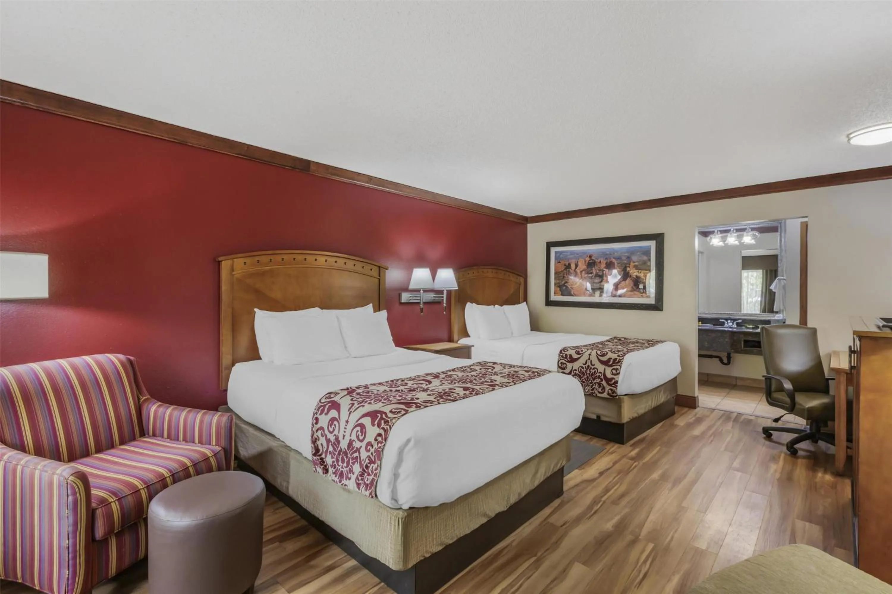 Bedroom, Bed in Best Western Plus Greenwell Inn