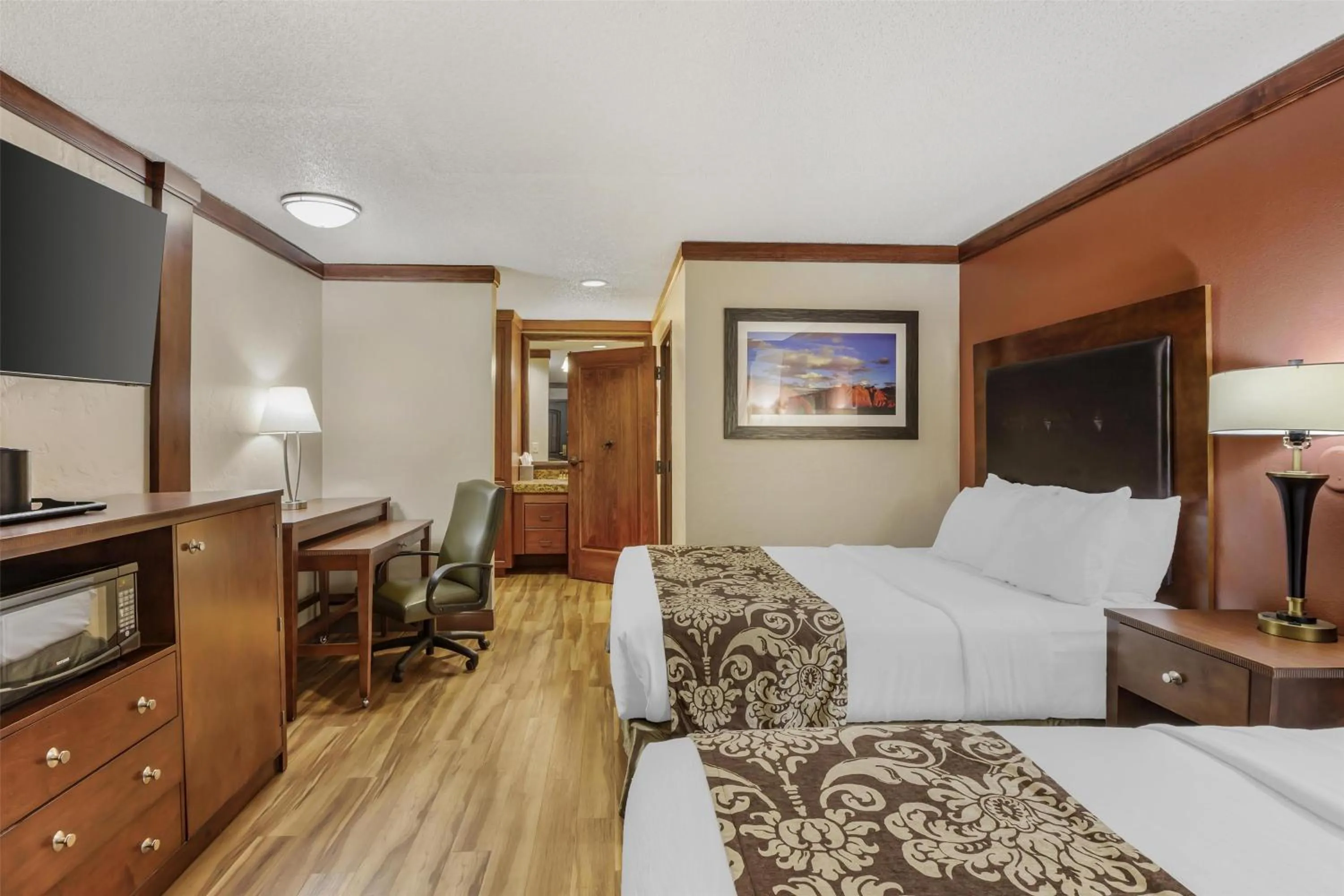 Bedroom, Bed in Best Western Plus Greenwell Inn