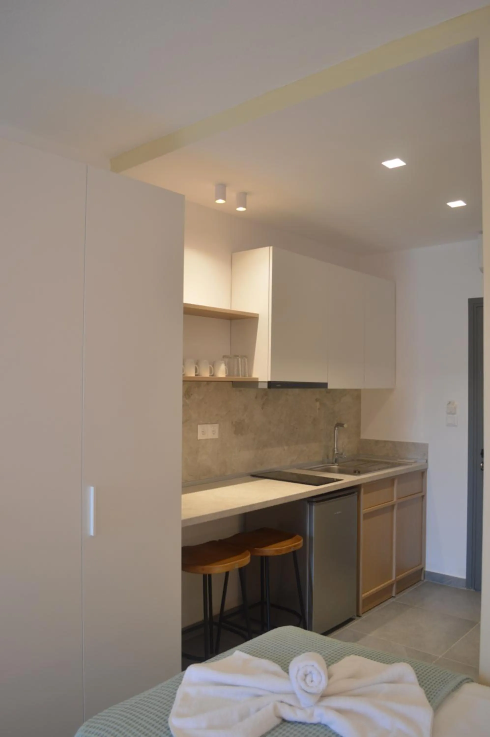 kitchen, Bed in Asteras Hotel