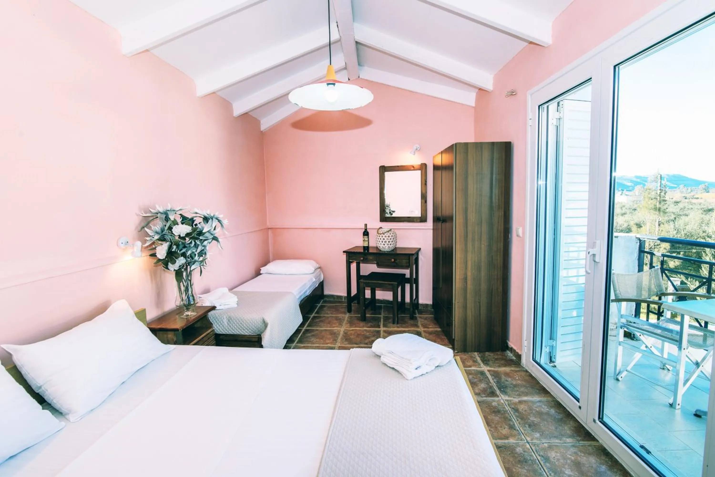 TV and multimedia, Bed in Hotel Aura