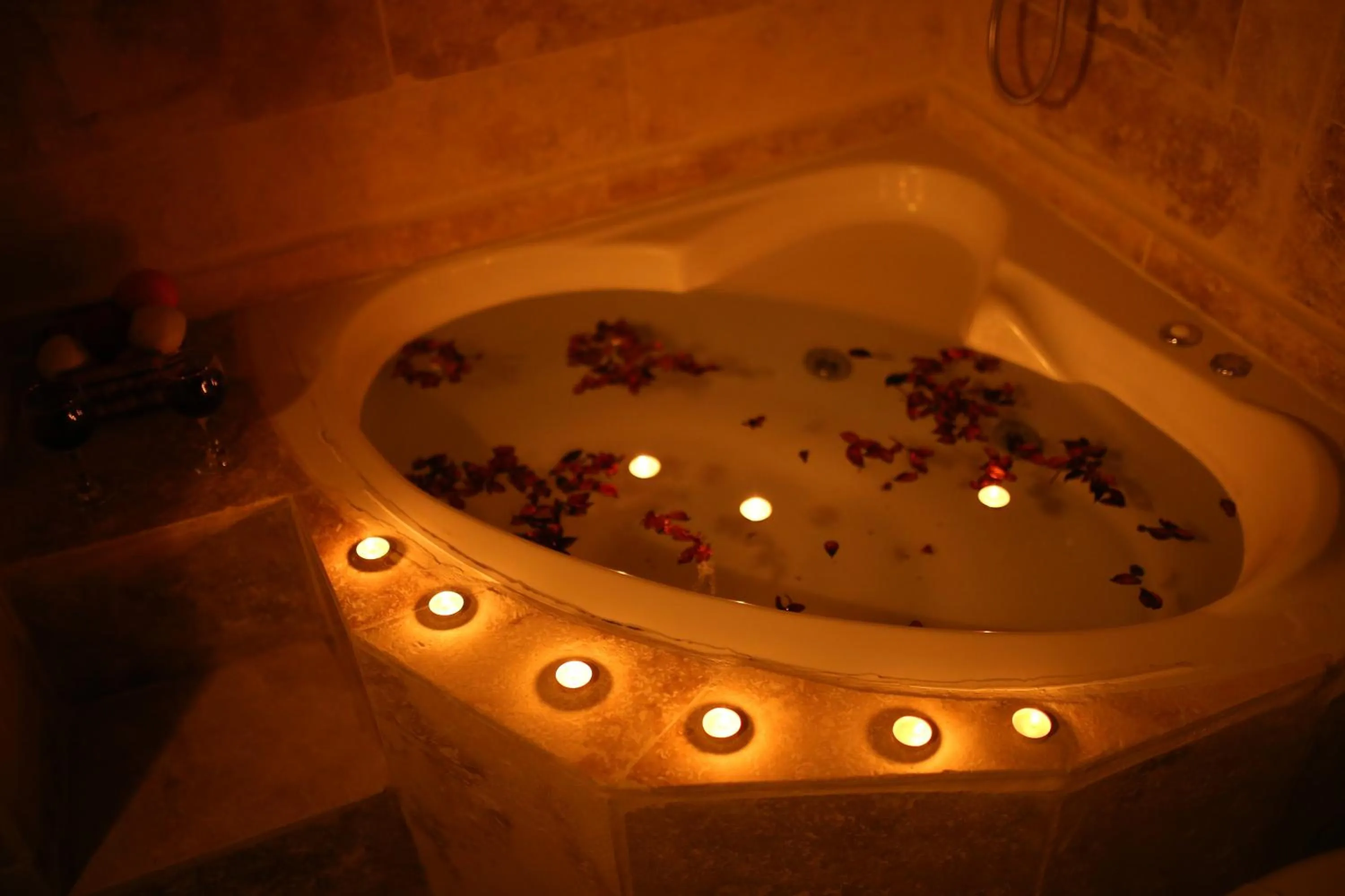 Bath in Antik Cave House