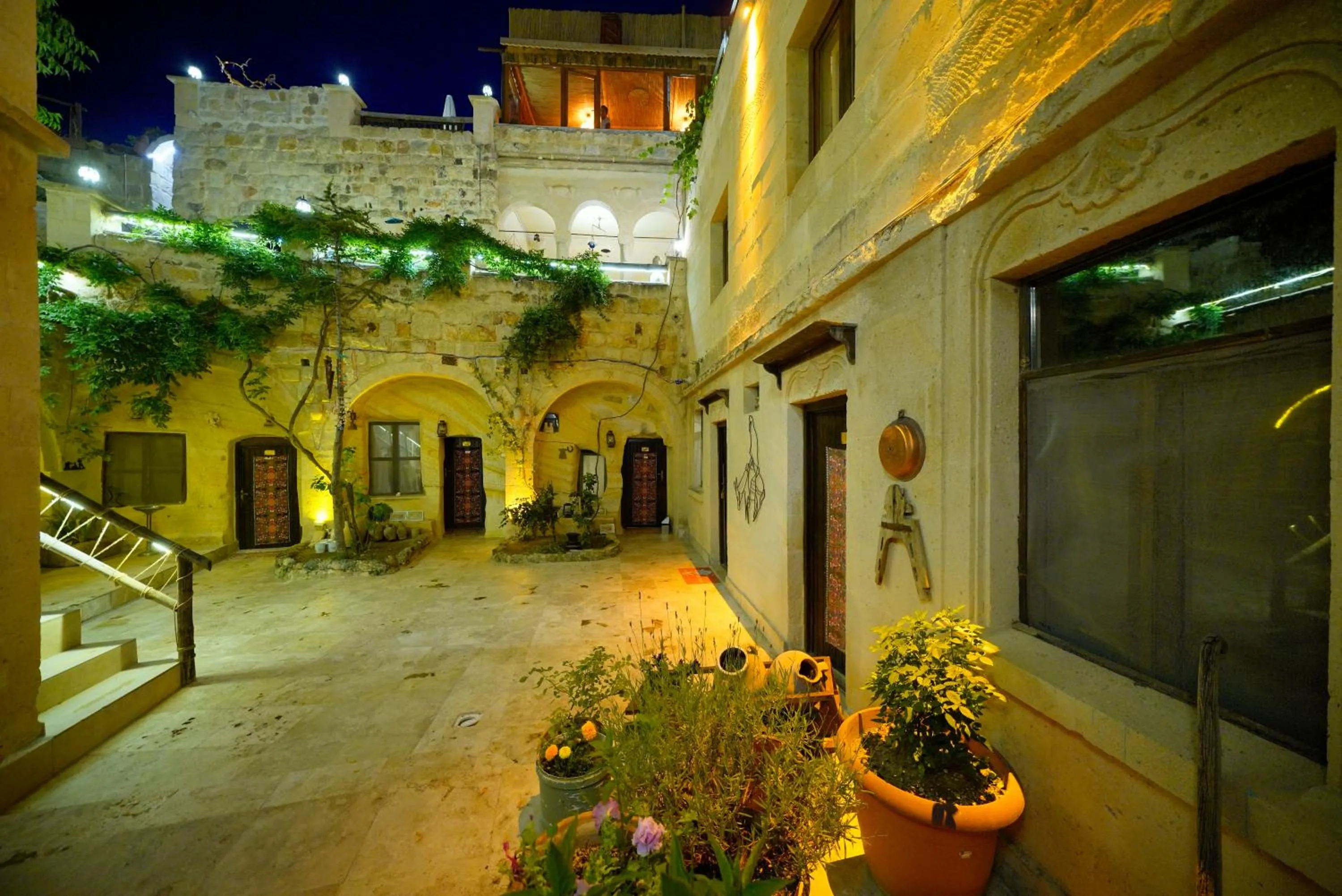 Property building in Antik Cave House