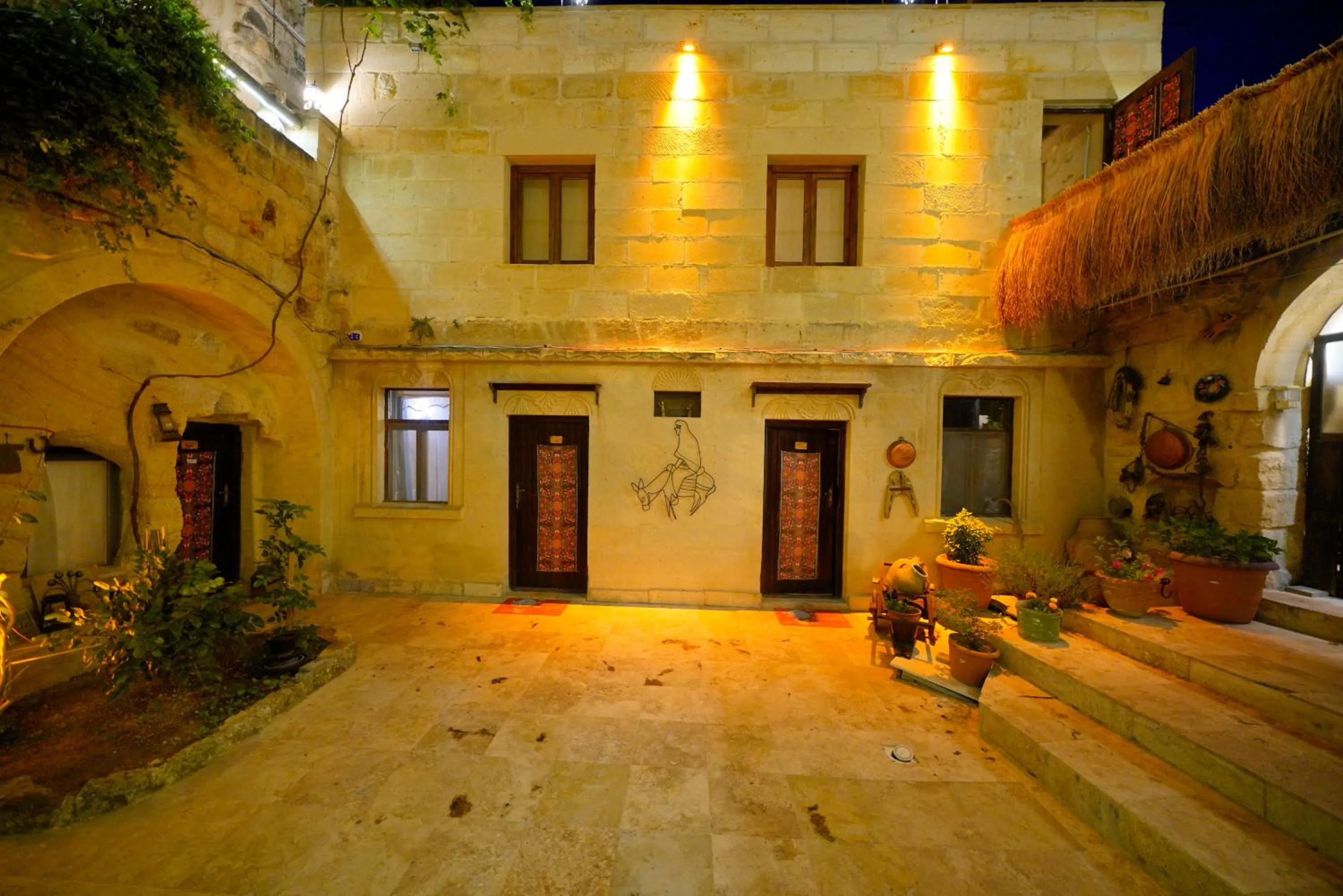 Property building in Antik Cave House
