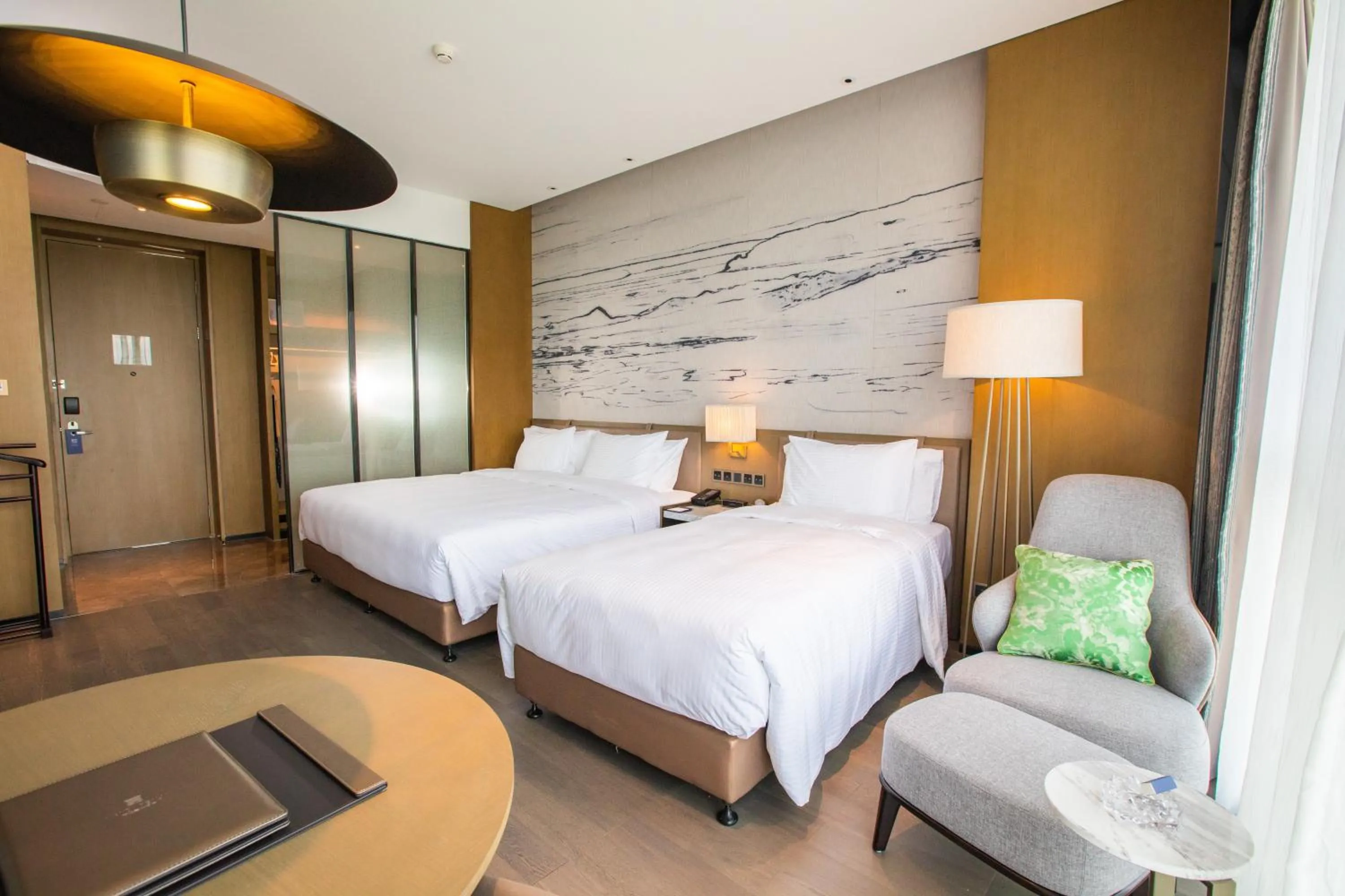 Bed in Wanda Realm Heshan