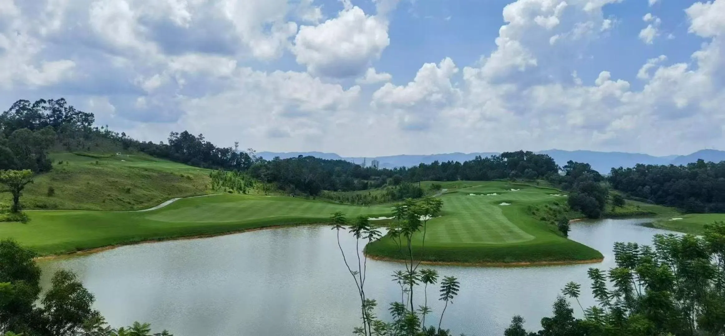 Golfcourse in Wanda Realm Heshan