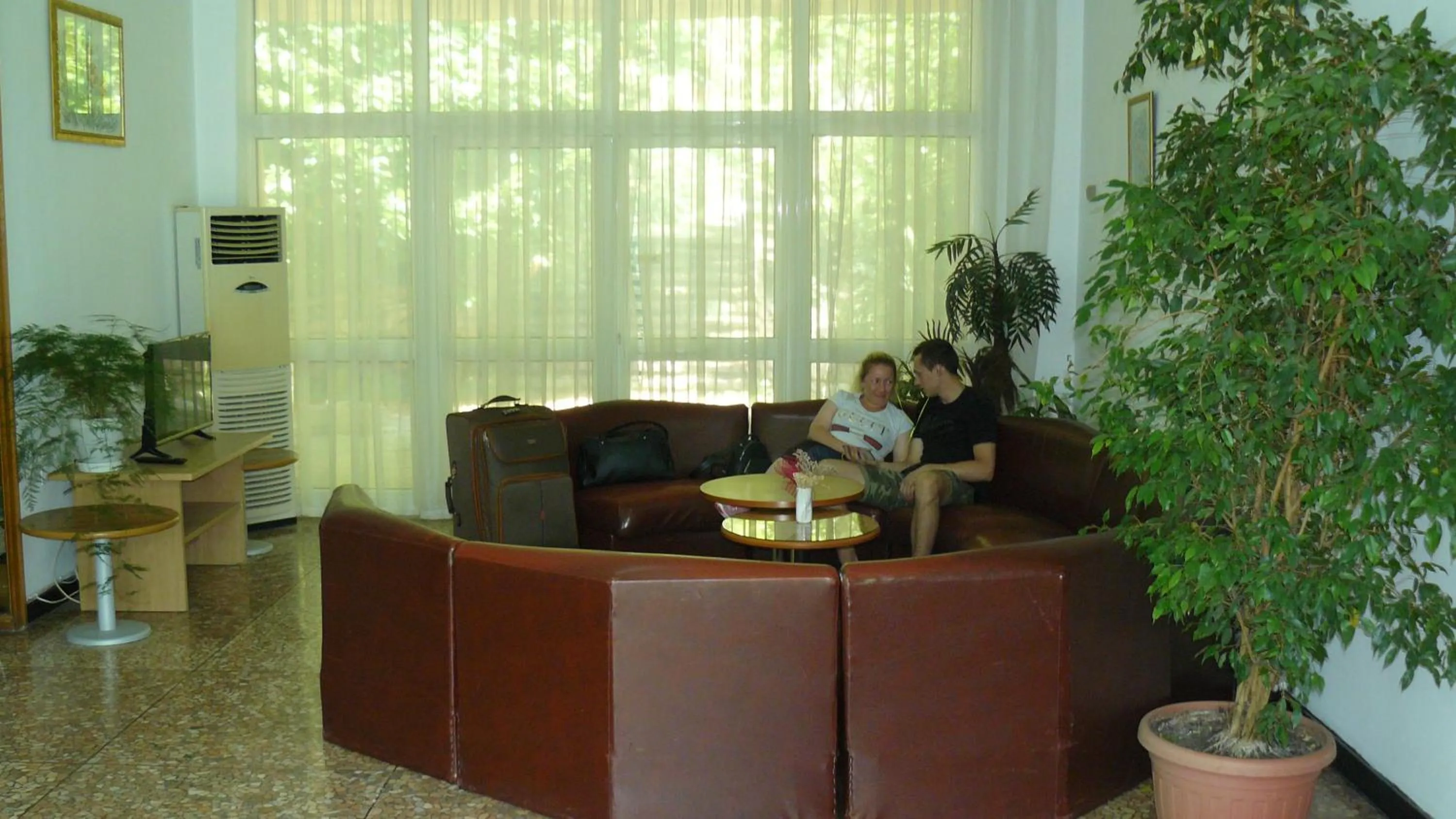 Seating Area in Hotel Briz 3 - Free Parking