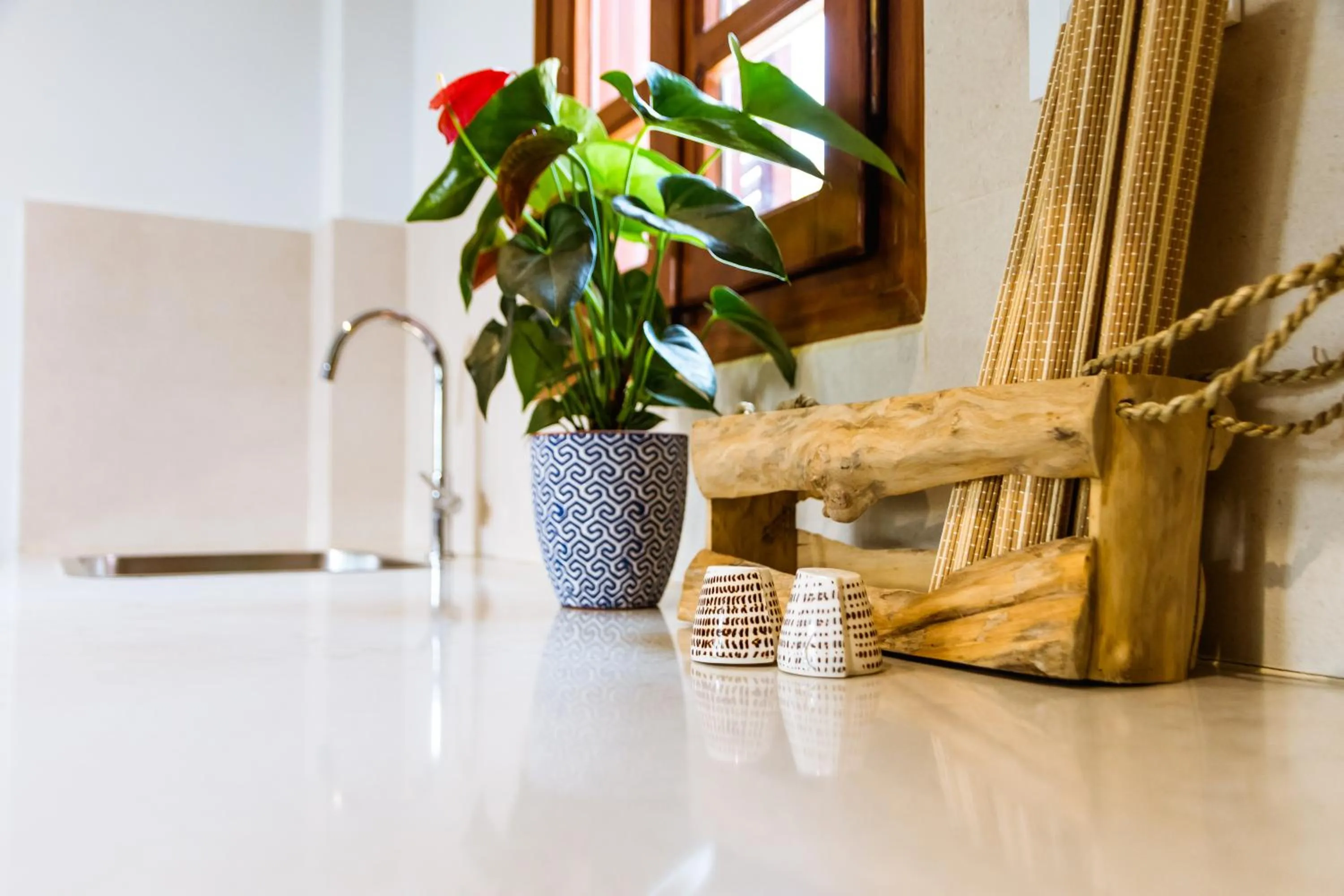 Kitchen or kitchenette in Anais Collection Hotels & Suites