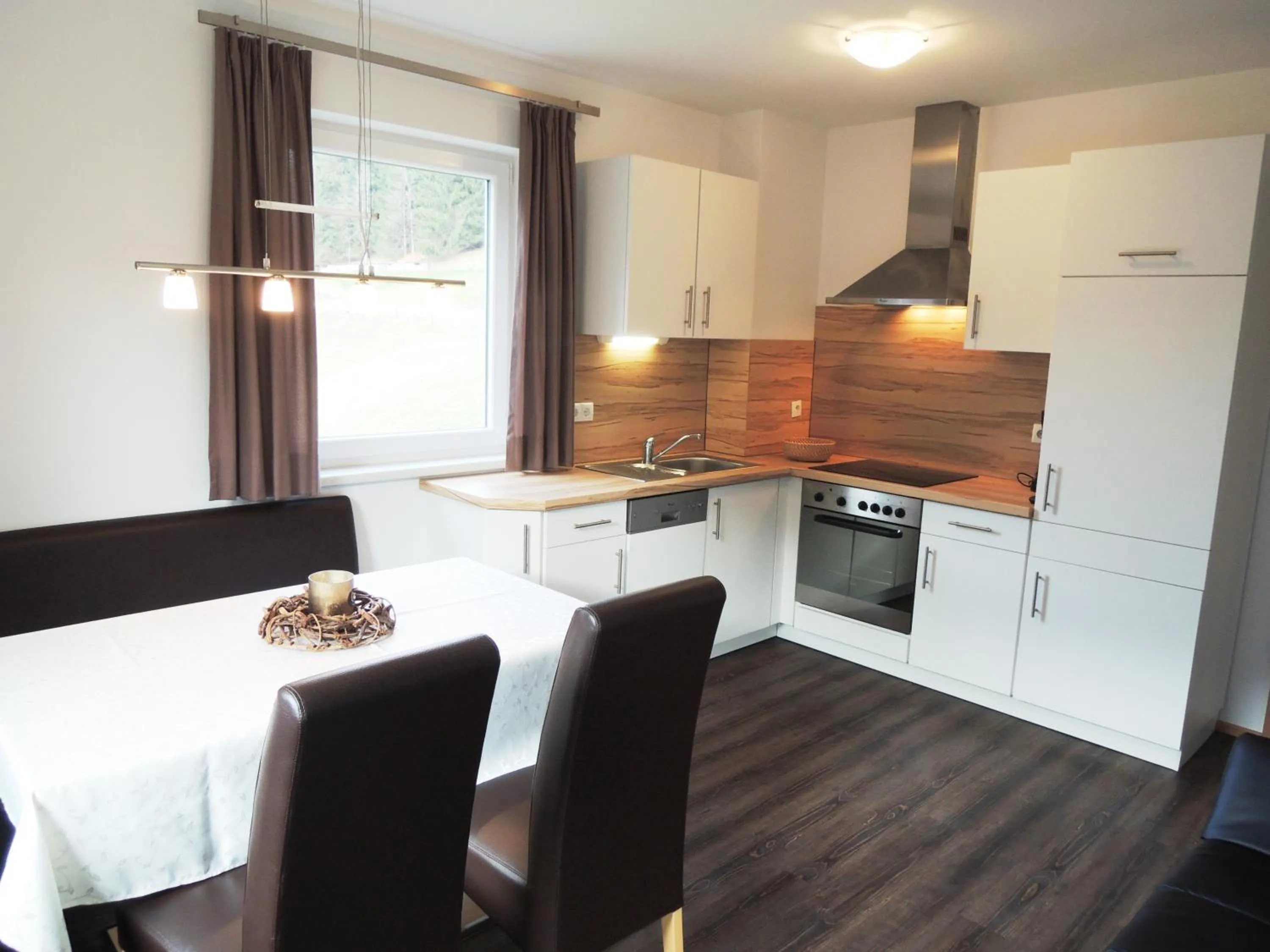 Kitchen or kitchenette in Appartements Zahnleiten