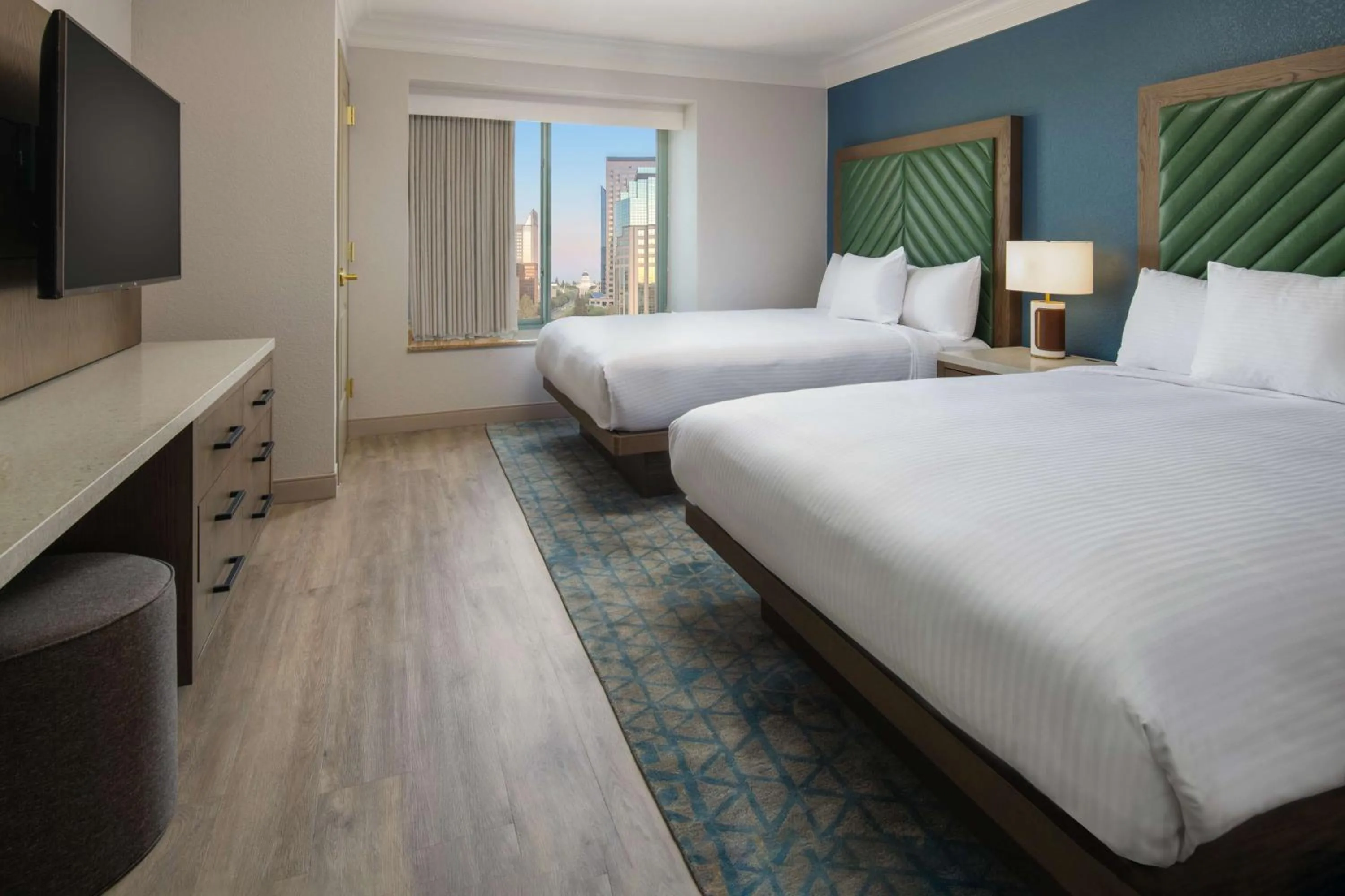 View (from property/room), Bed in Embassy Suites by Hilton Sacramento Riverfront Promenade