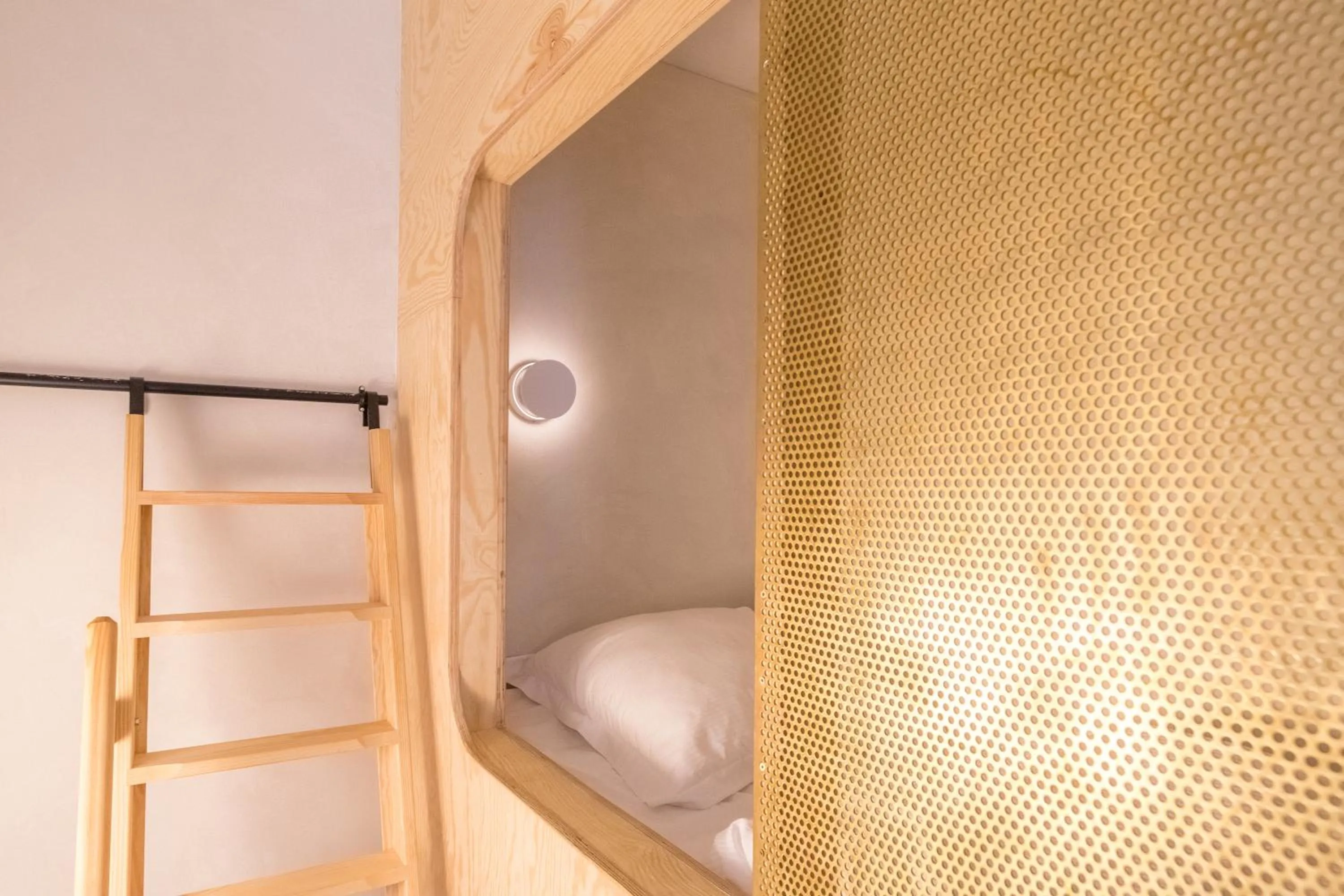 bunk bed, Bed in The Hide