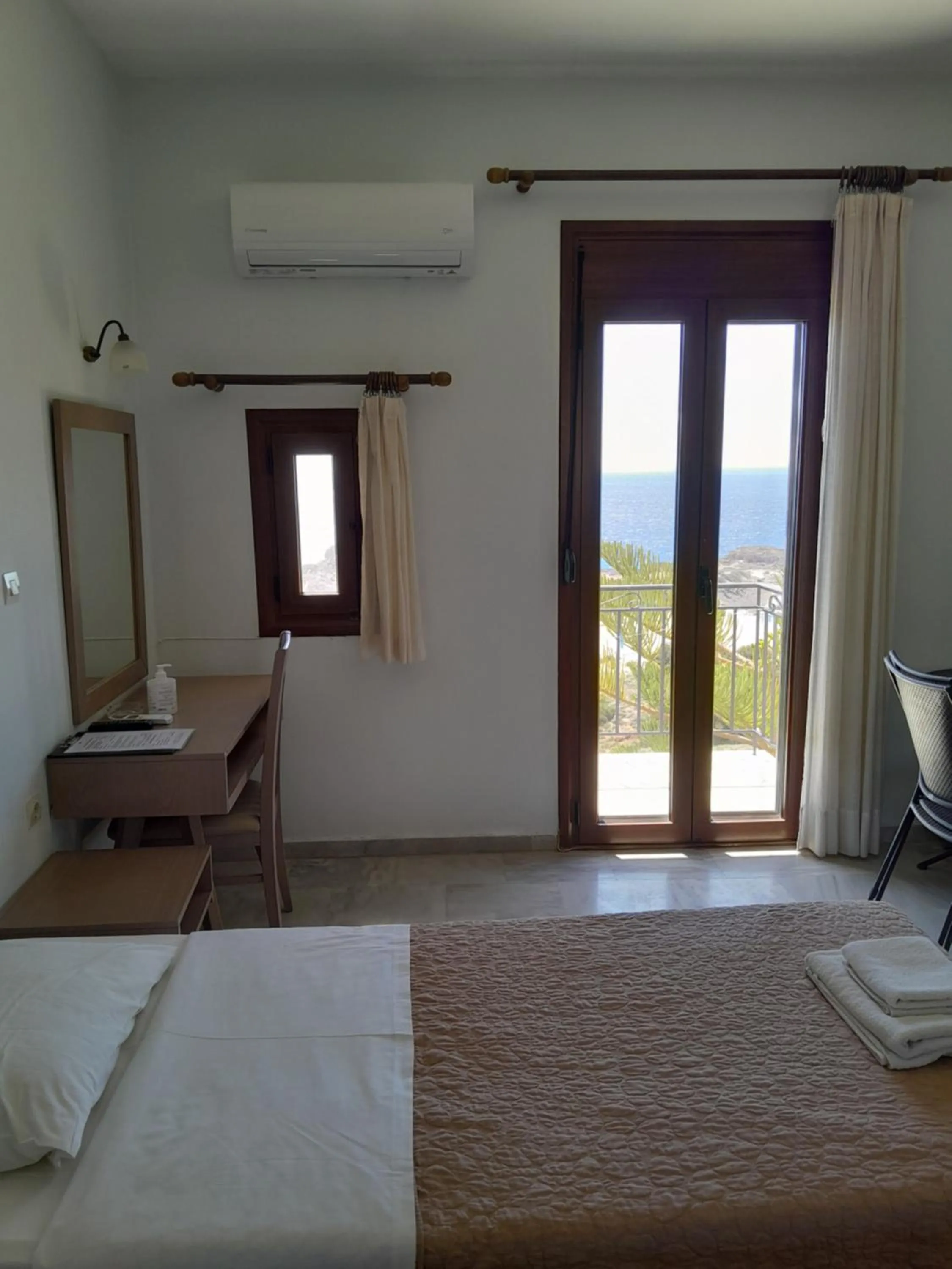 Bed in Kavos Melissa Studios