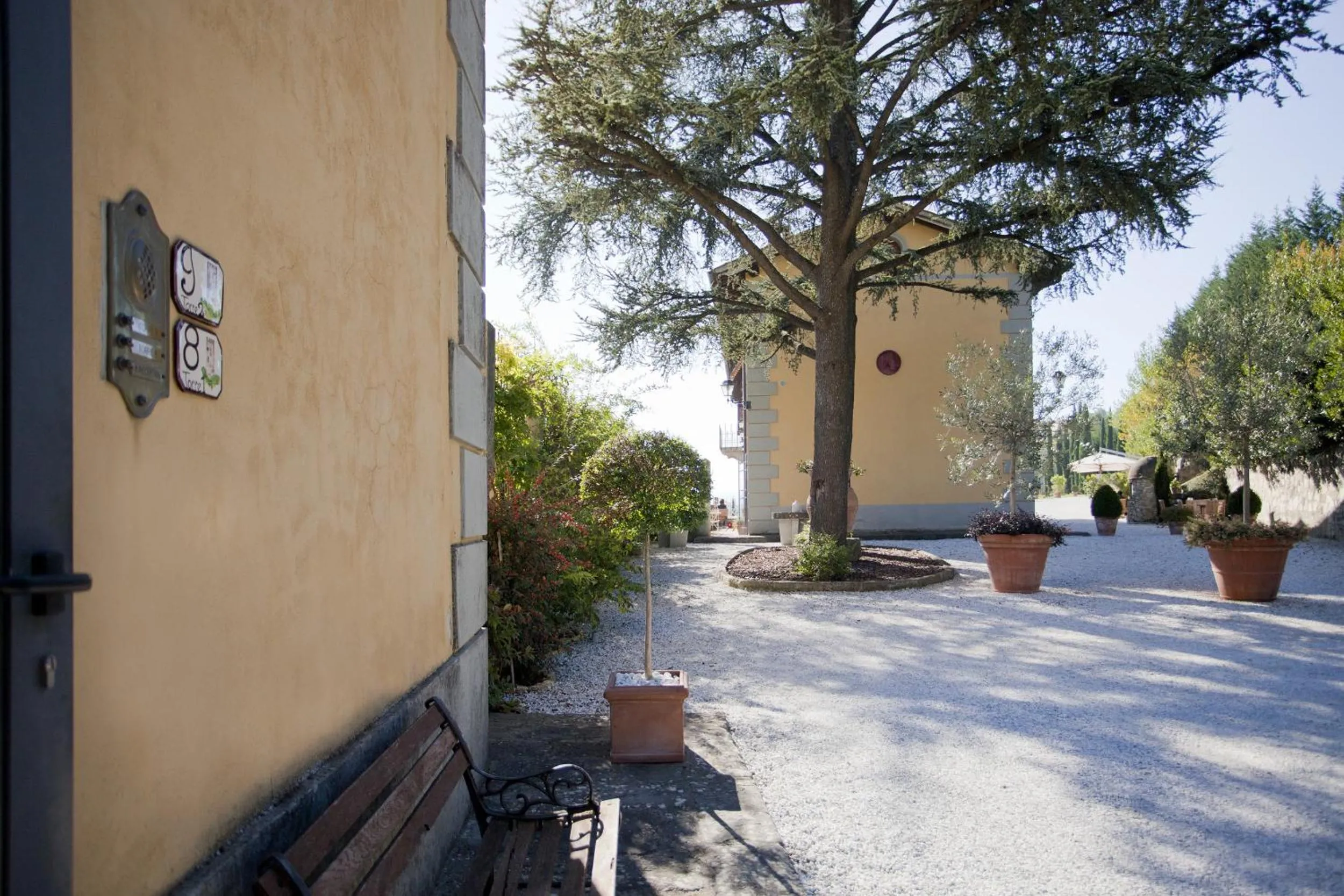 Facade/entrance in Relais Villa Belvedere