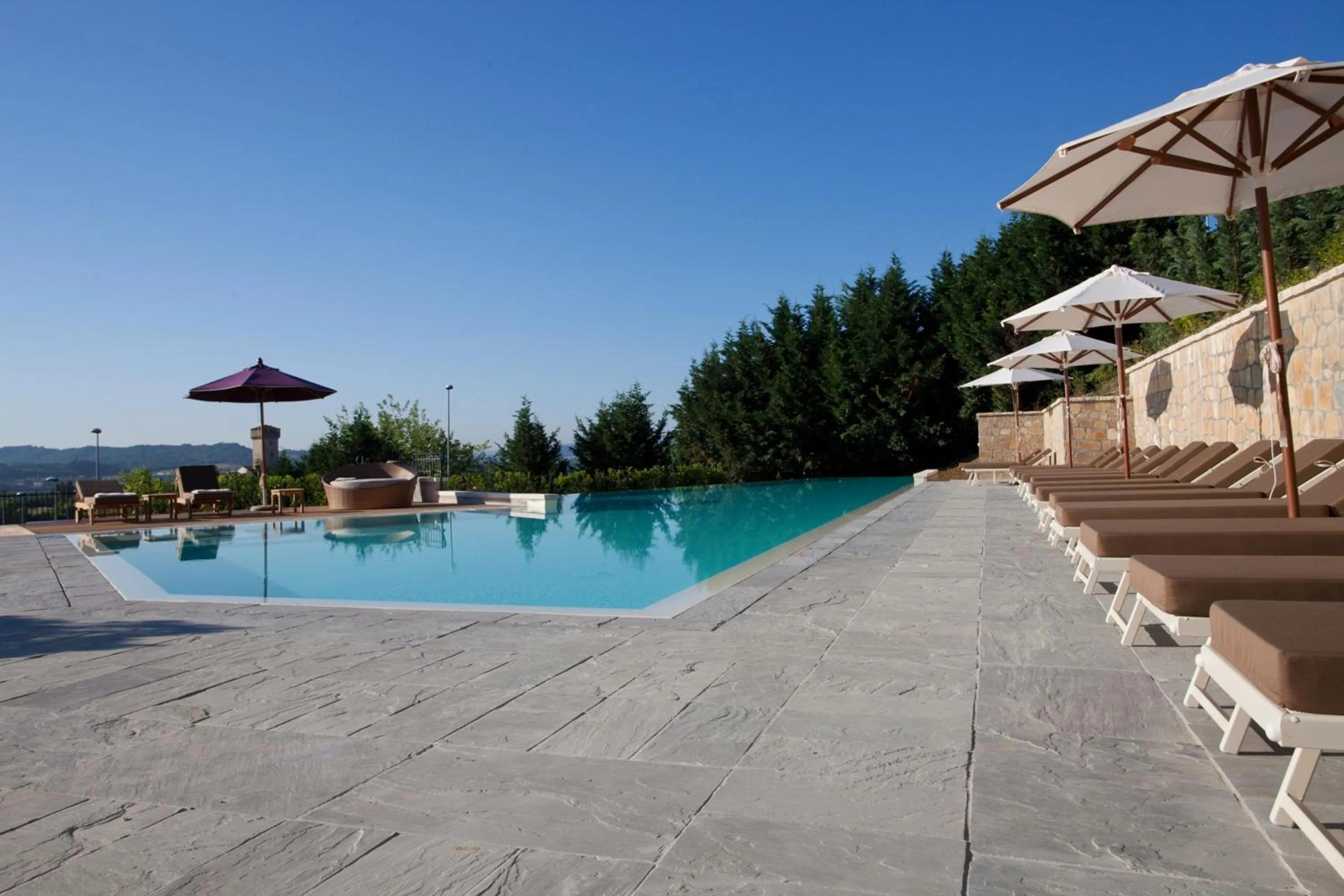 Swimming pool in Relais Villa Belvedere