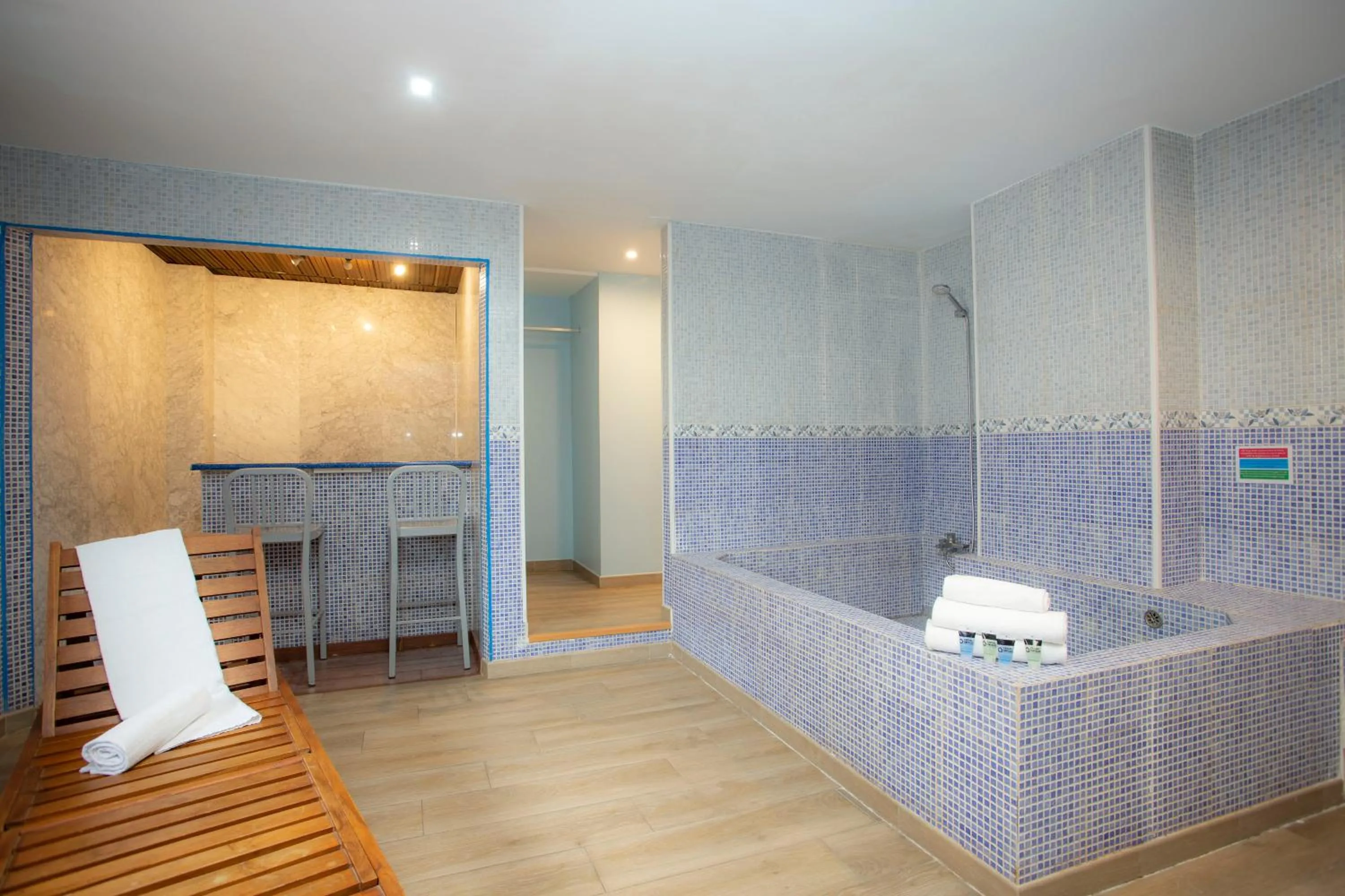 Bathroom in Casual Civilizaciones Valencia