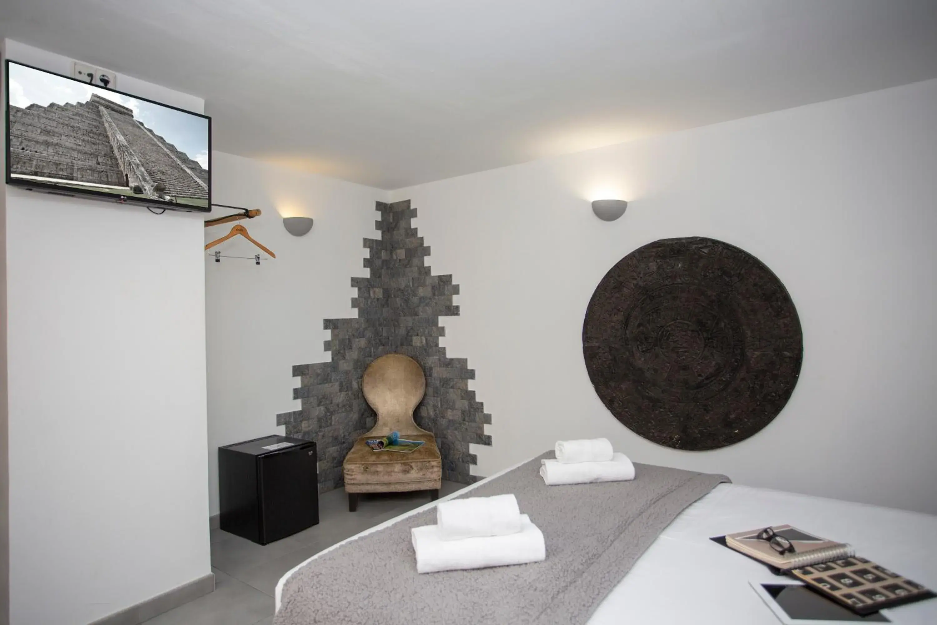 Suite with Spa Bath in Casual Civilizaciones Valencia Suite with Spa Bath in Casual Civilizaciones Valencia