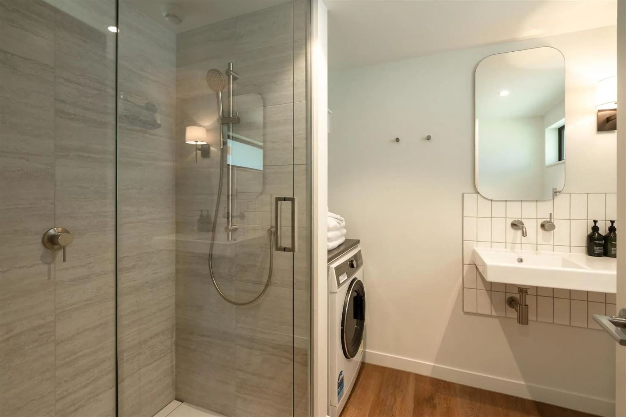 Shower in Edgewater Hotel