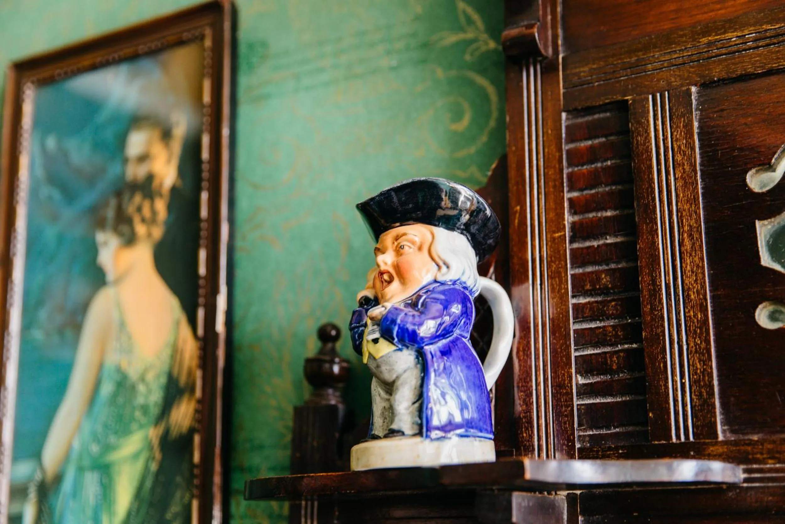 Decorative detail in Alltavona House