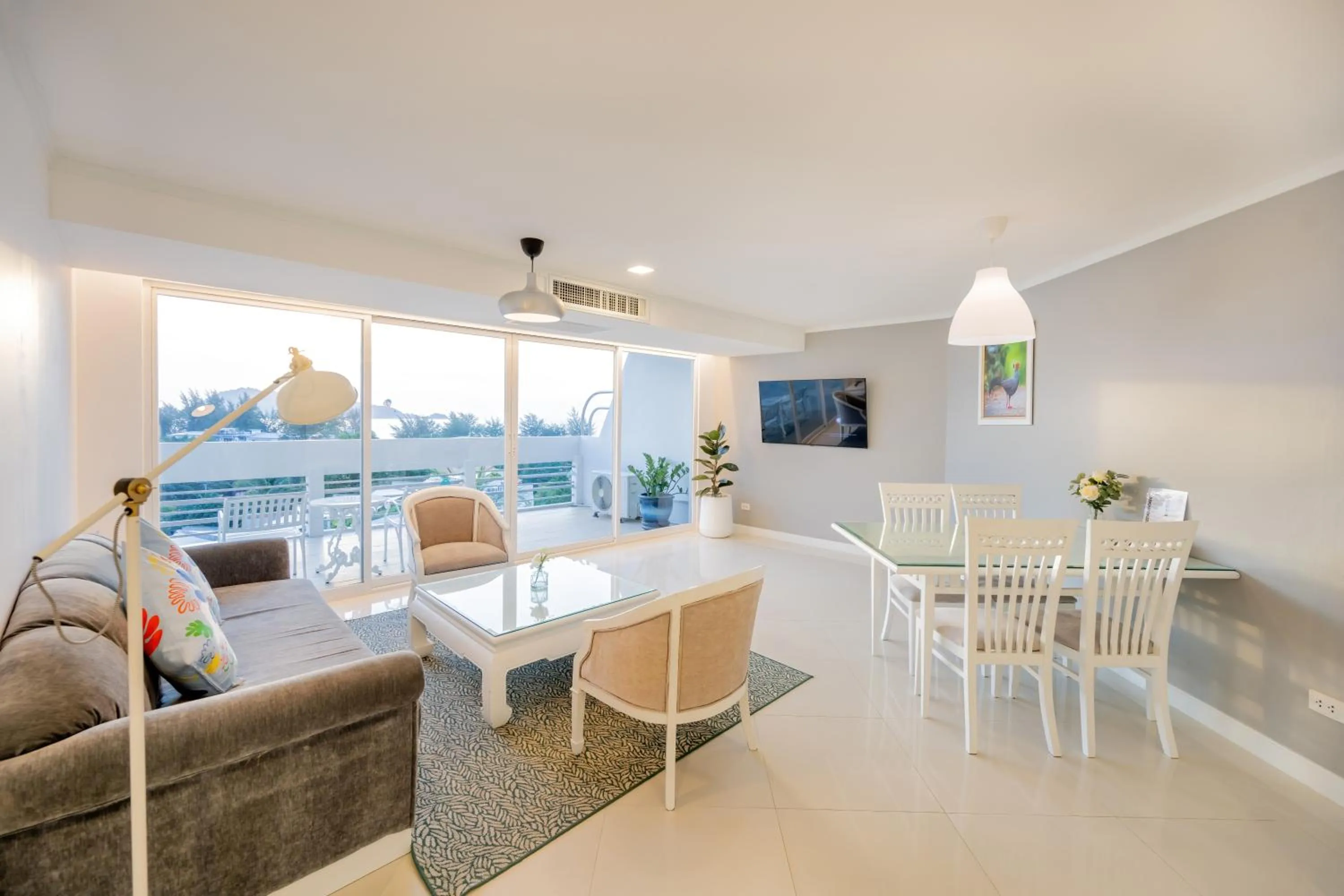 Living room in Andaman Beach Suites Hotel, Patong Phuket