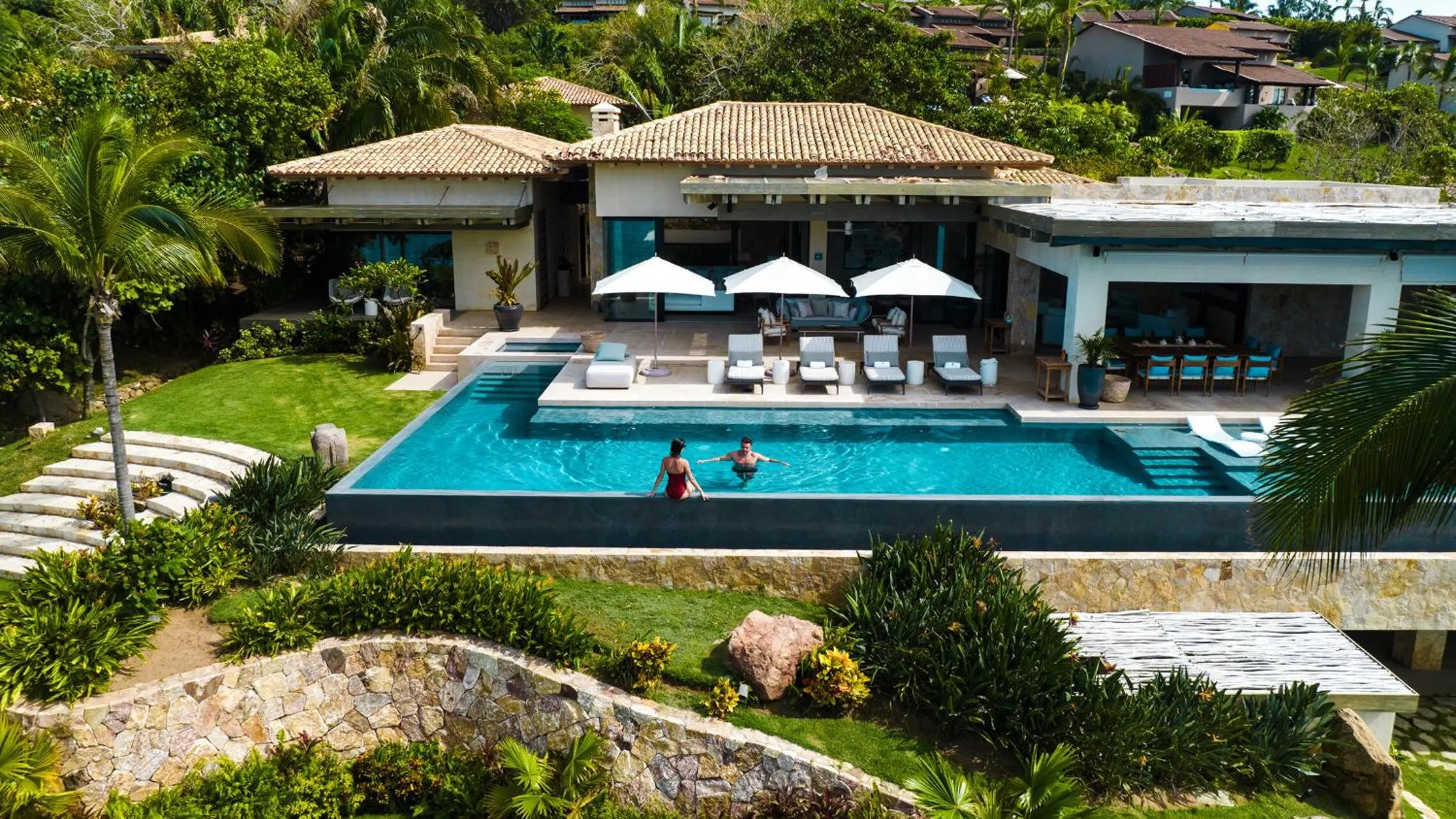 Swimming pool in Four Seasons Resort Punta Mita