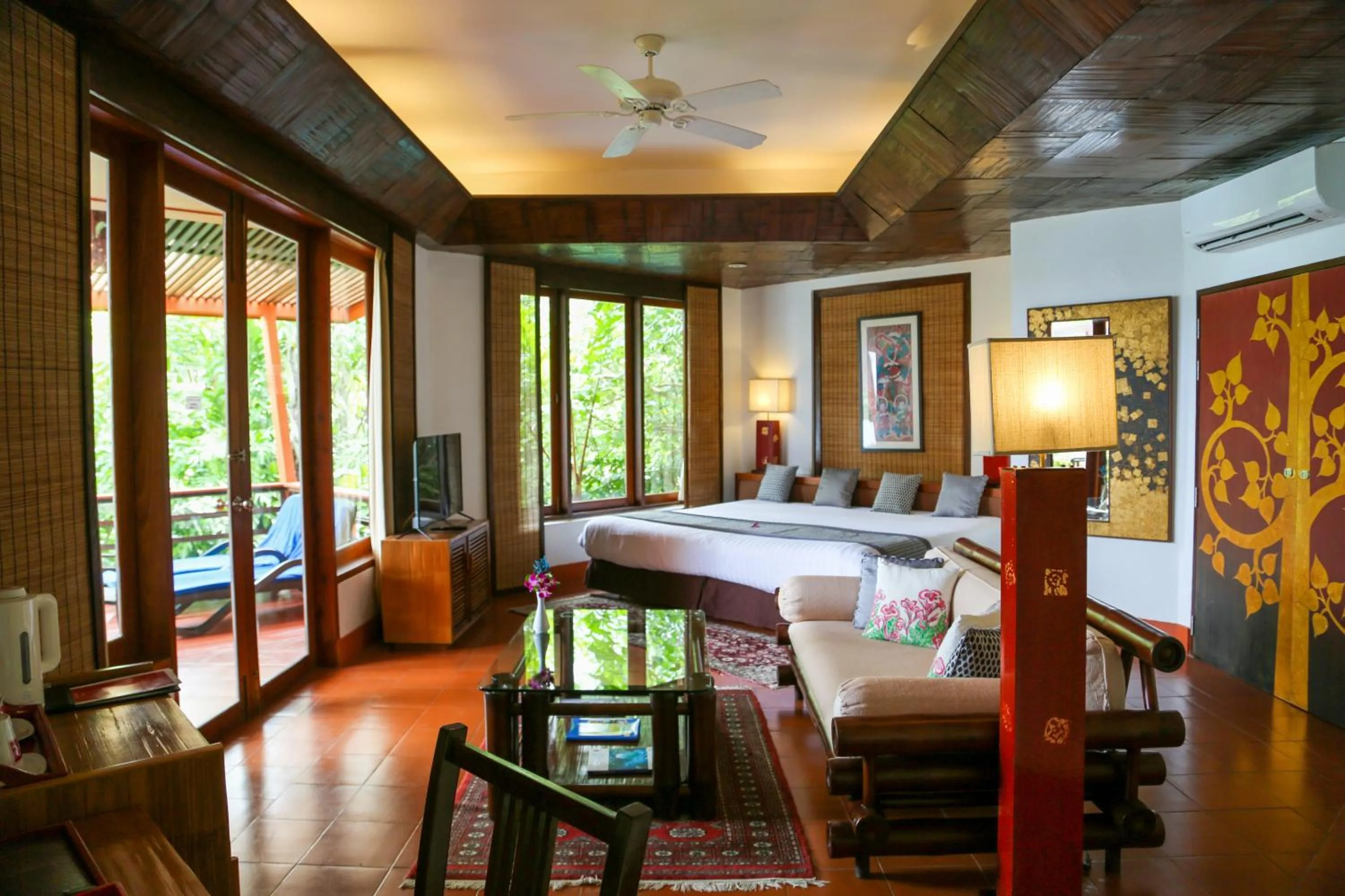 Bedroom, Bed in Mom Tri's Villa Royale - SHA Plus