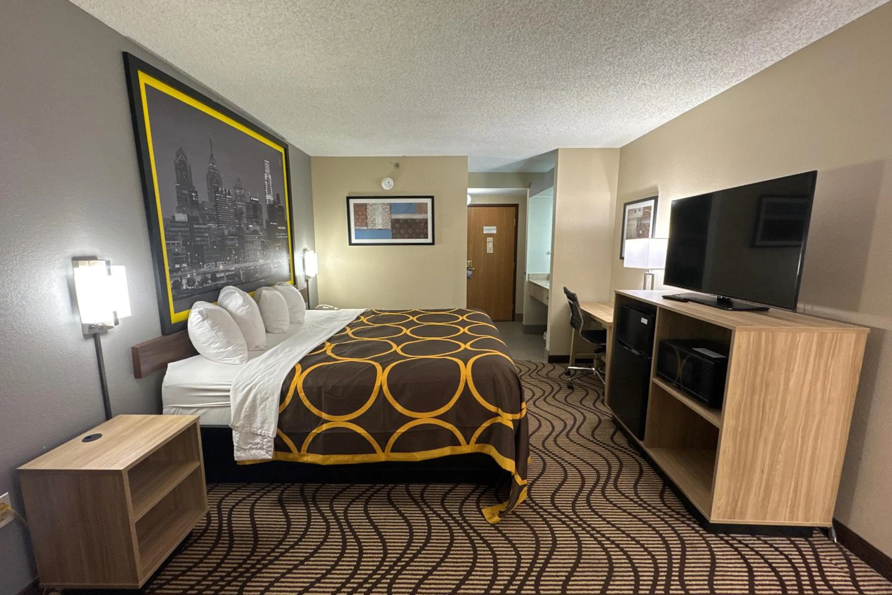 Bed in Super 8 by Wyndham Mars/Cranberry/Pittsburgh Area