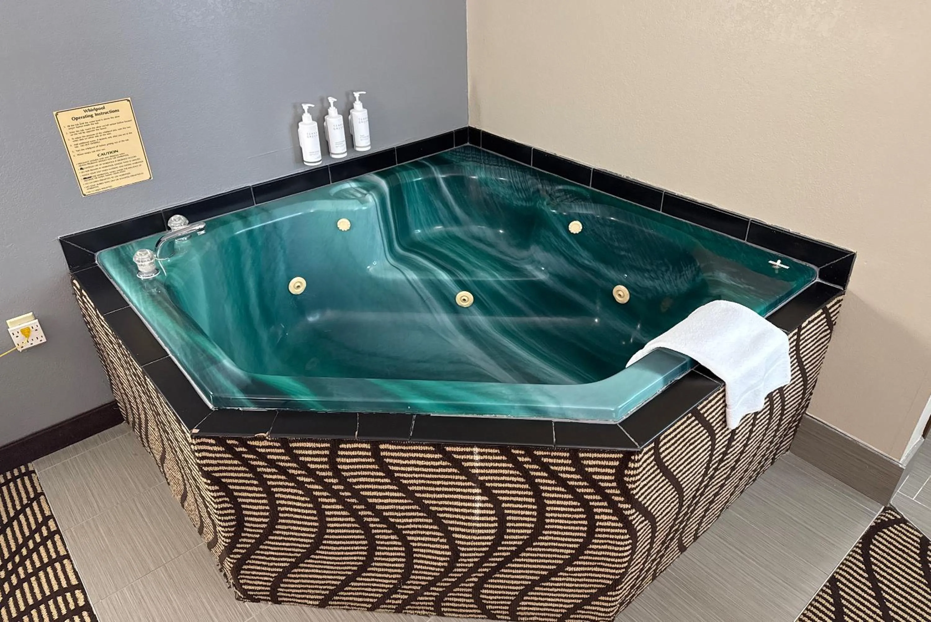 Super 8 by Wyndham Mars/Cranberry/Pittsburgh Area