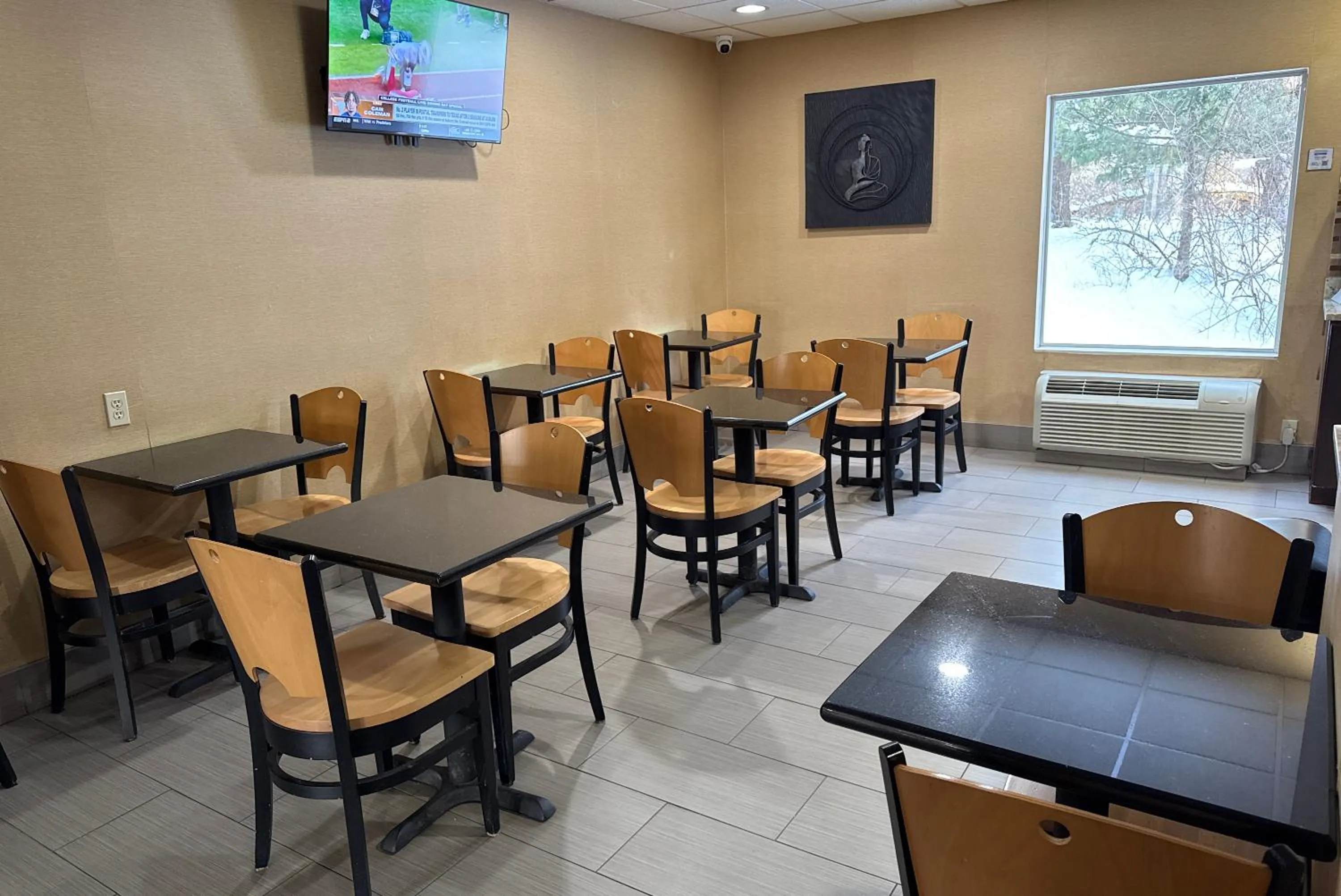 Super 8 by Wyndham Mars/Cranberry/Pittsburgh Area