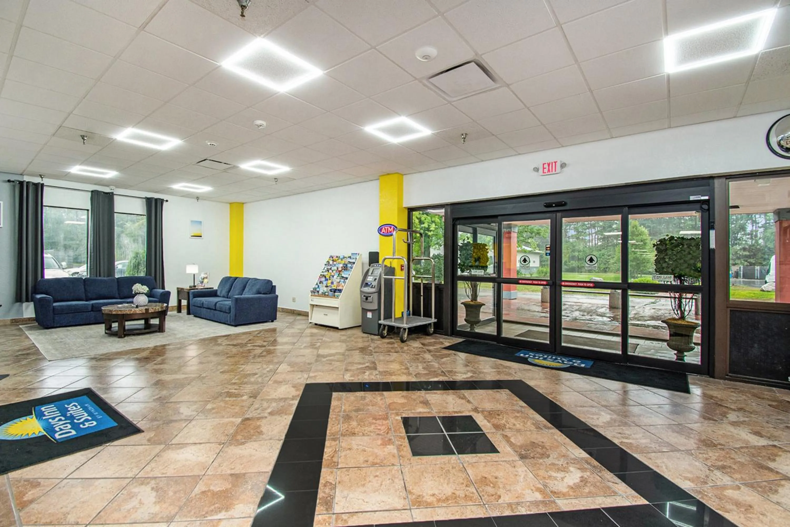 Lobby or reception in Days Inn & Suites by Wyndham Mt Pleasant