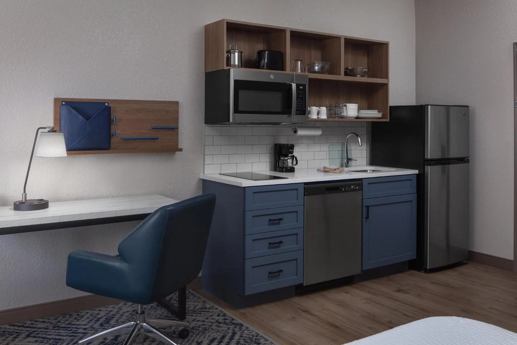 Photo of the whole room in Candlewood Suites St. Robert by IHG