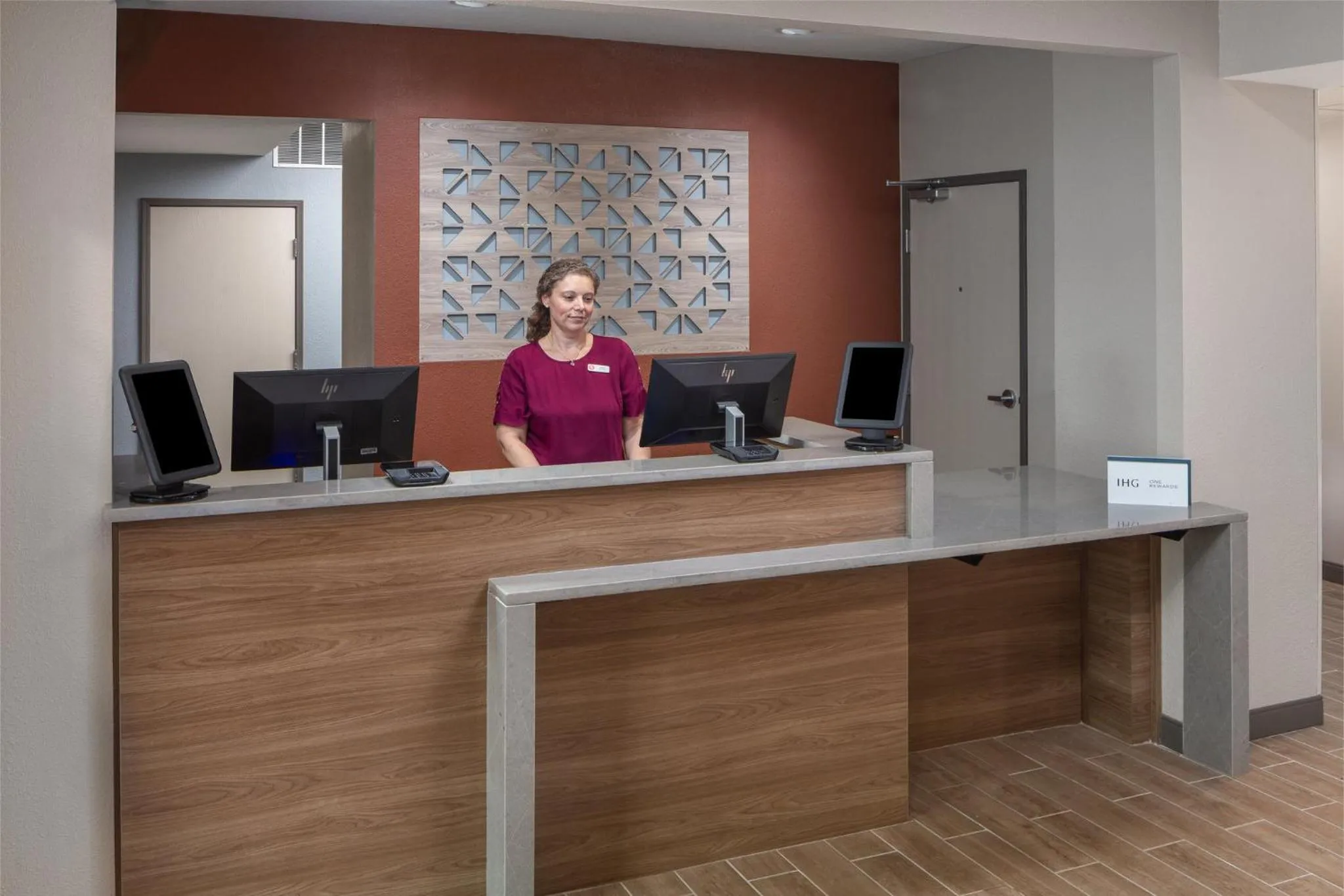 Property building in Candlewood Suites St. Robert by IHG