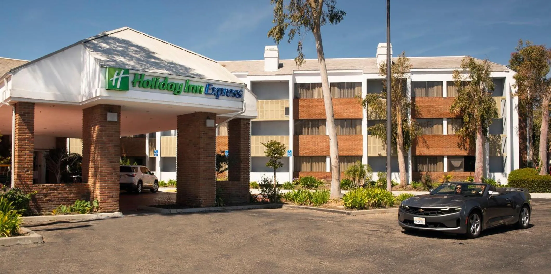 Property building in Holiday Inn Express Port Hueneme by IHG