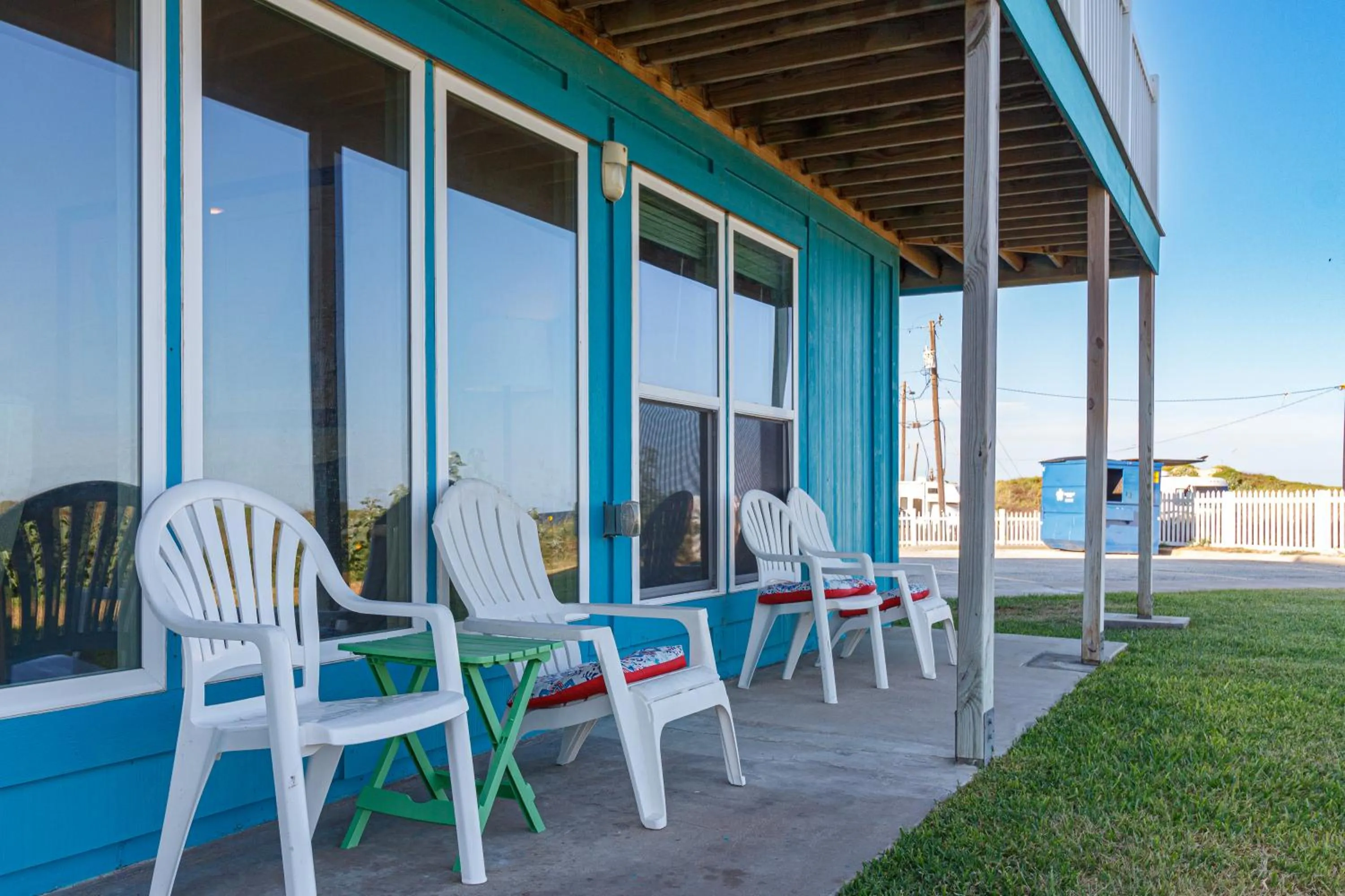 Executive Keys Condominiums on the Beach