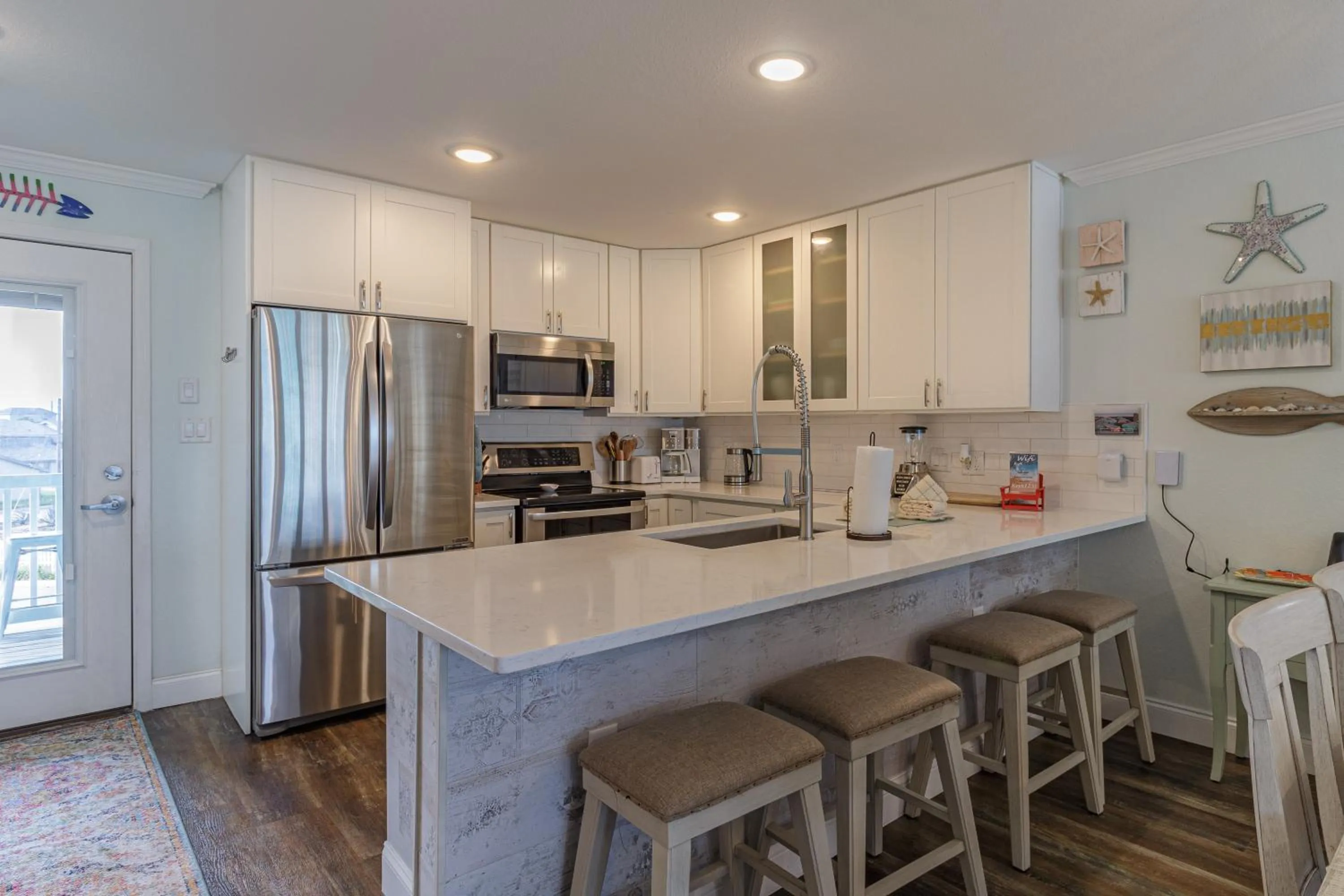 Executive Keys Condominiums on the Beach