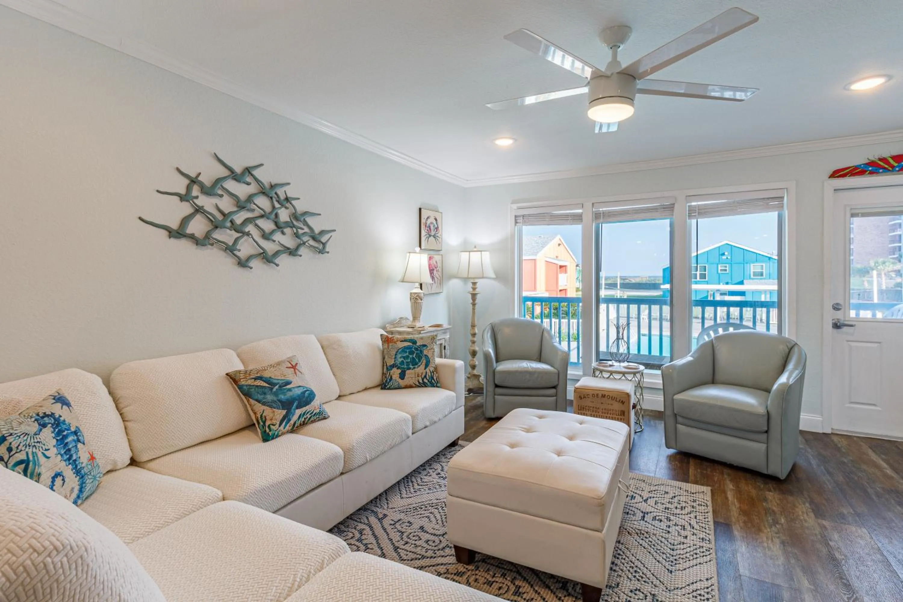 Executive Keys Condominiums on the Beach