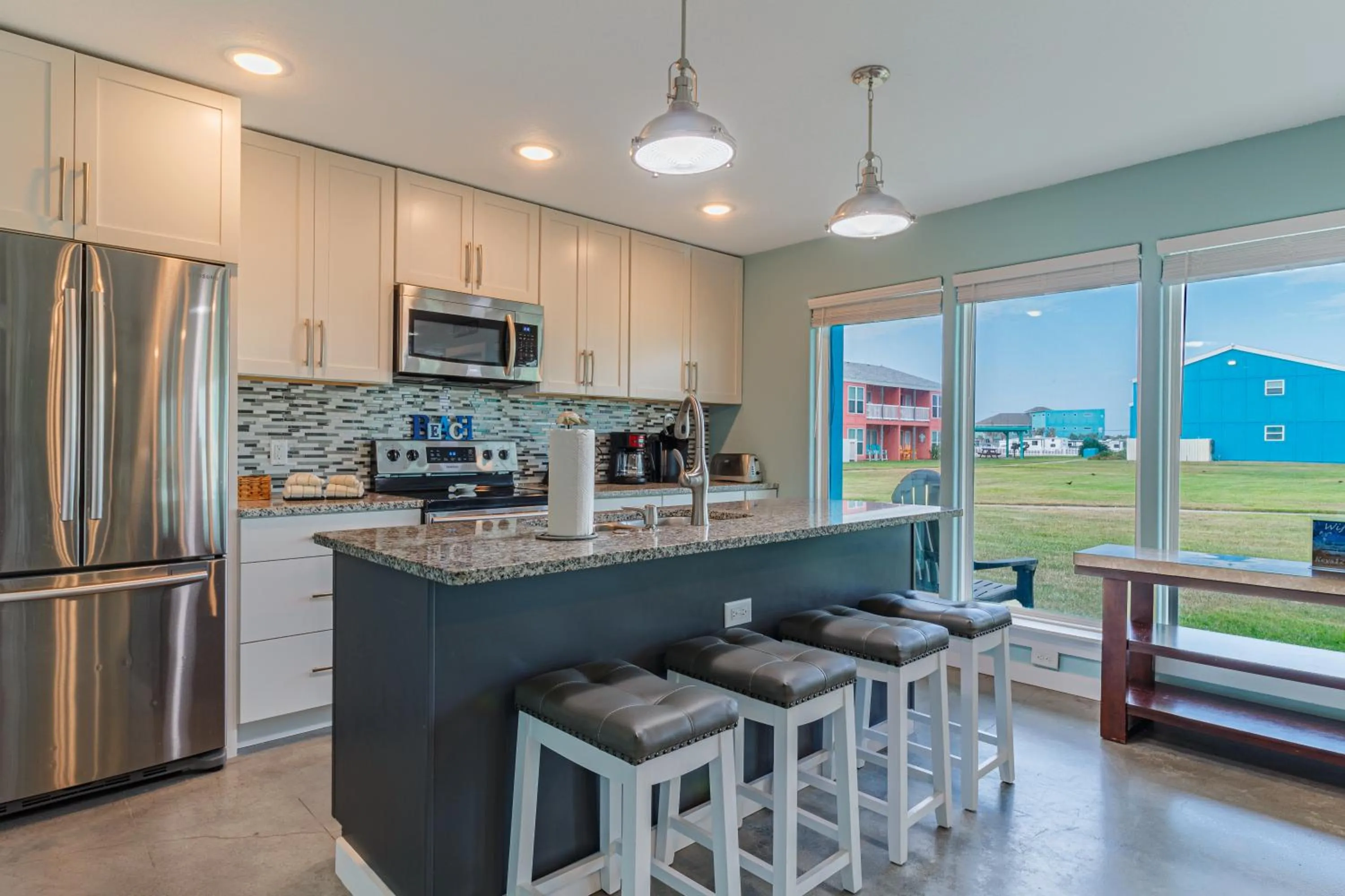 Executive Keys Condominiums on the Beach